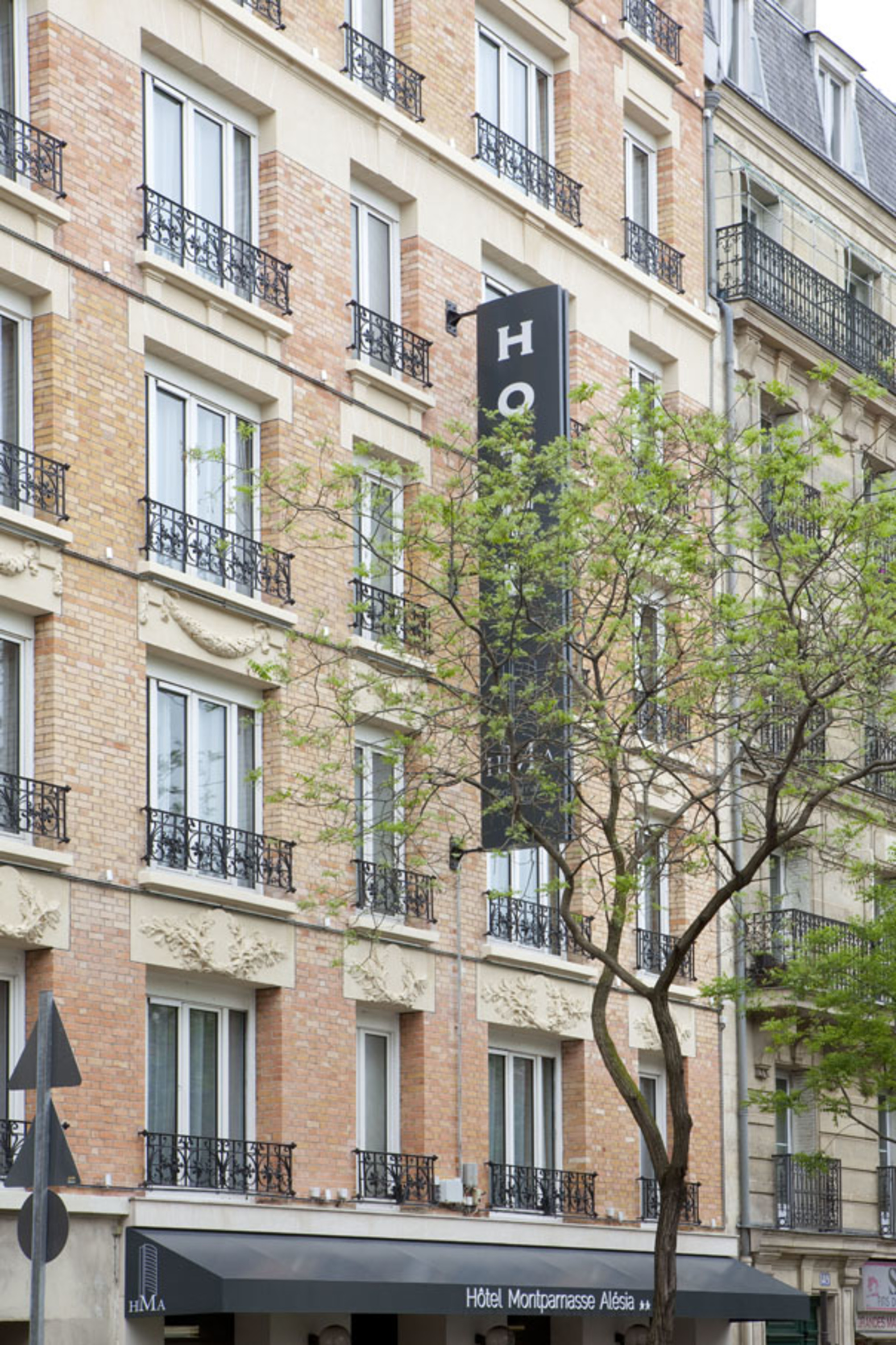

Verona - Courbevoie - Montparnasse Alésia