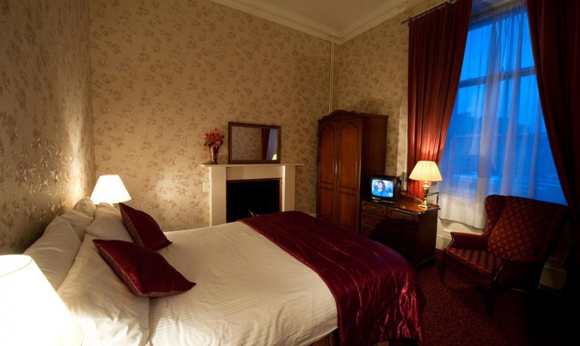 

Milano - Roslin - The Ben Doran Guest House