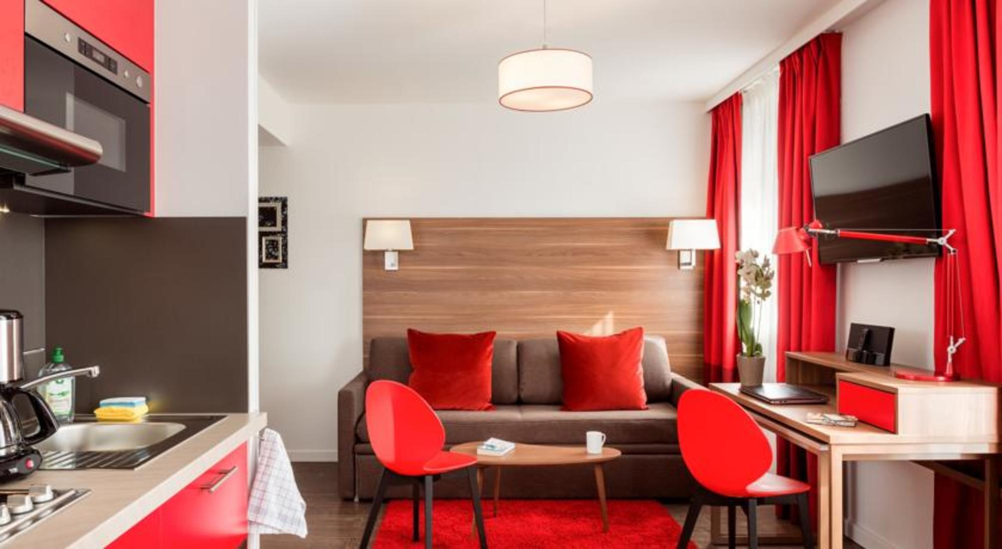 

Brindisi - Puteaux - Aparthotel Adagio La Defense Courbevoie