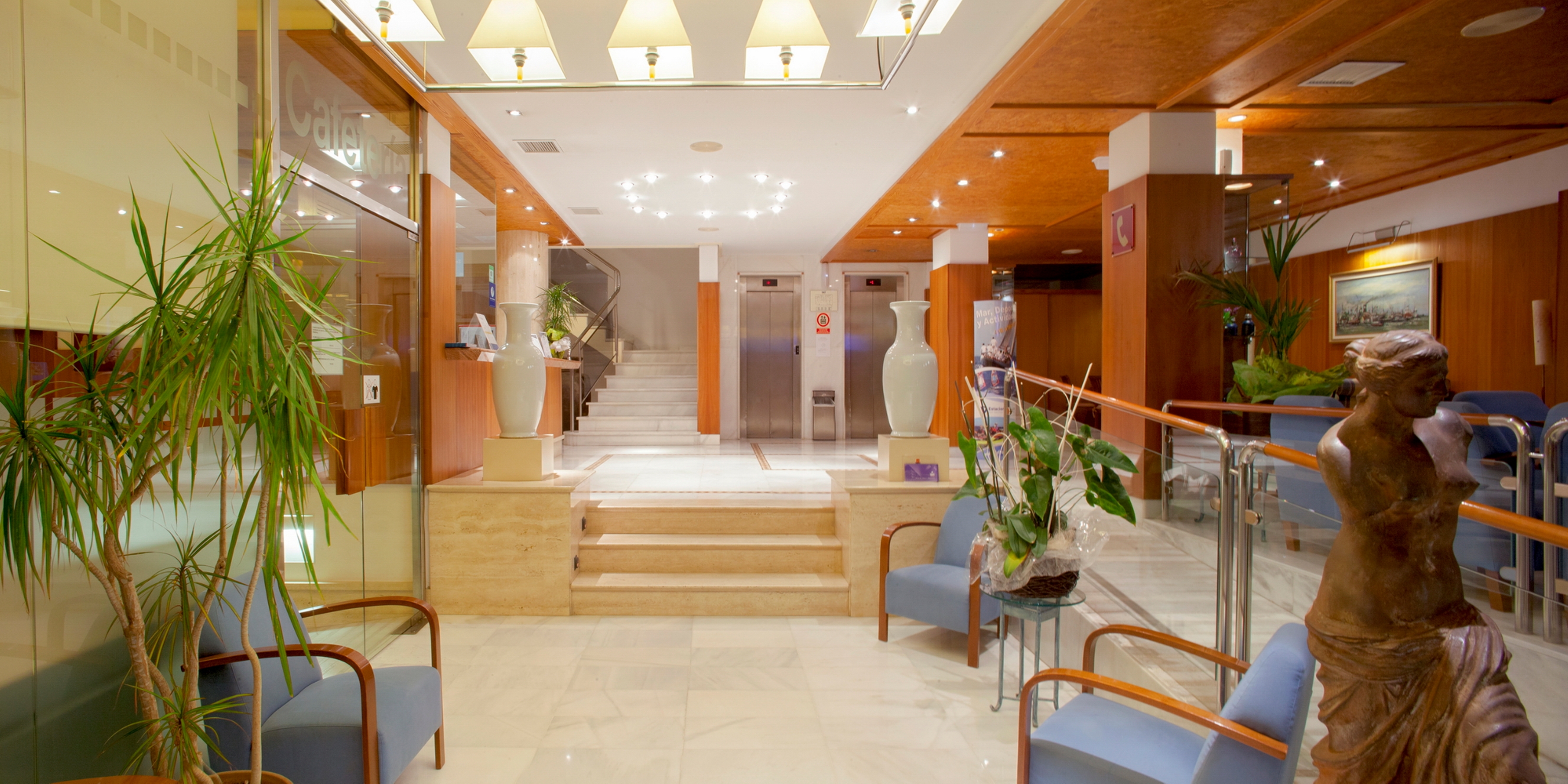 

Torino - Santa Eulalia del Río - Aparthotel Duquesa Playa
