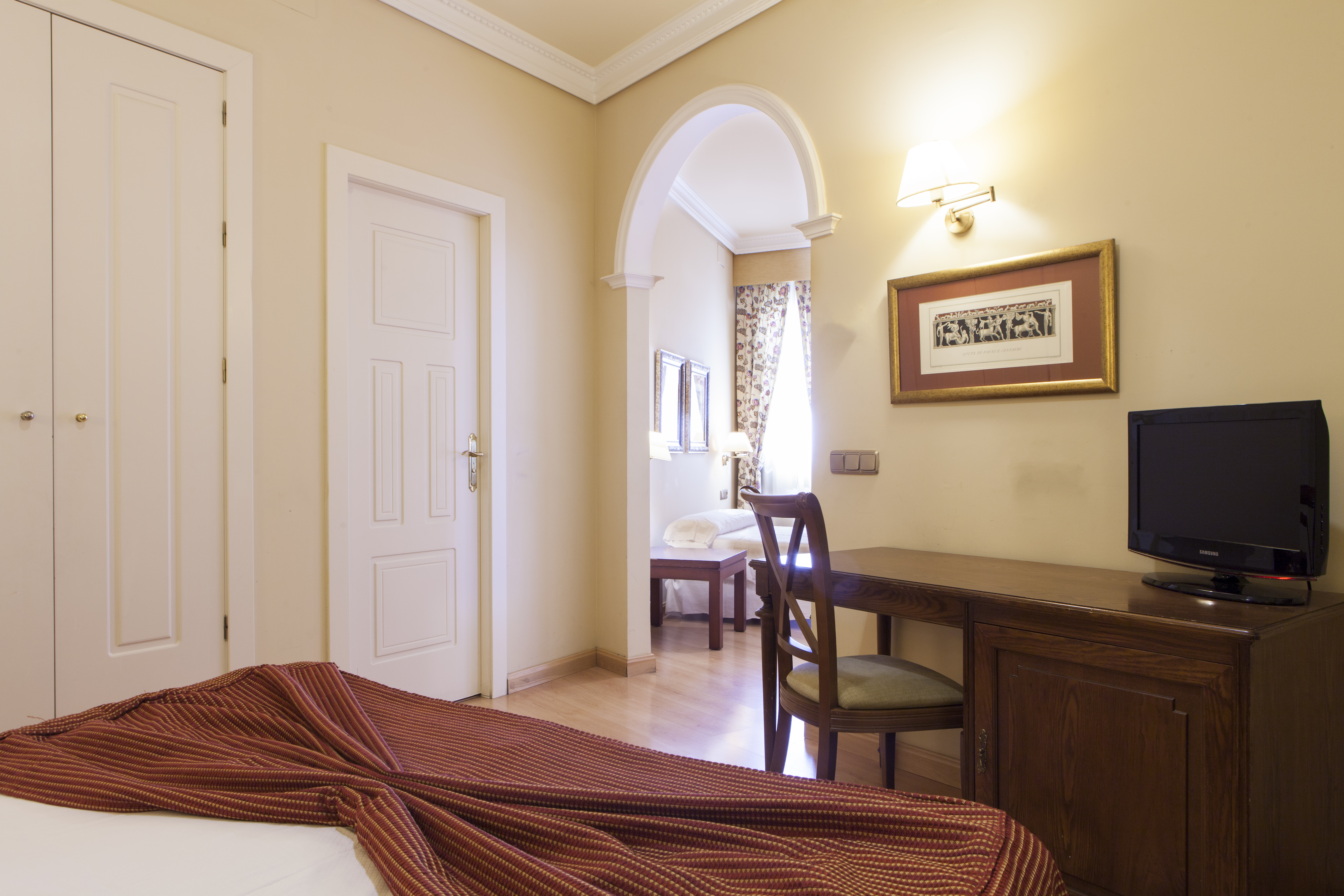 

Roma - Mairena del Aljarafe - Hotel Cervantes