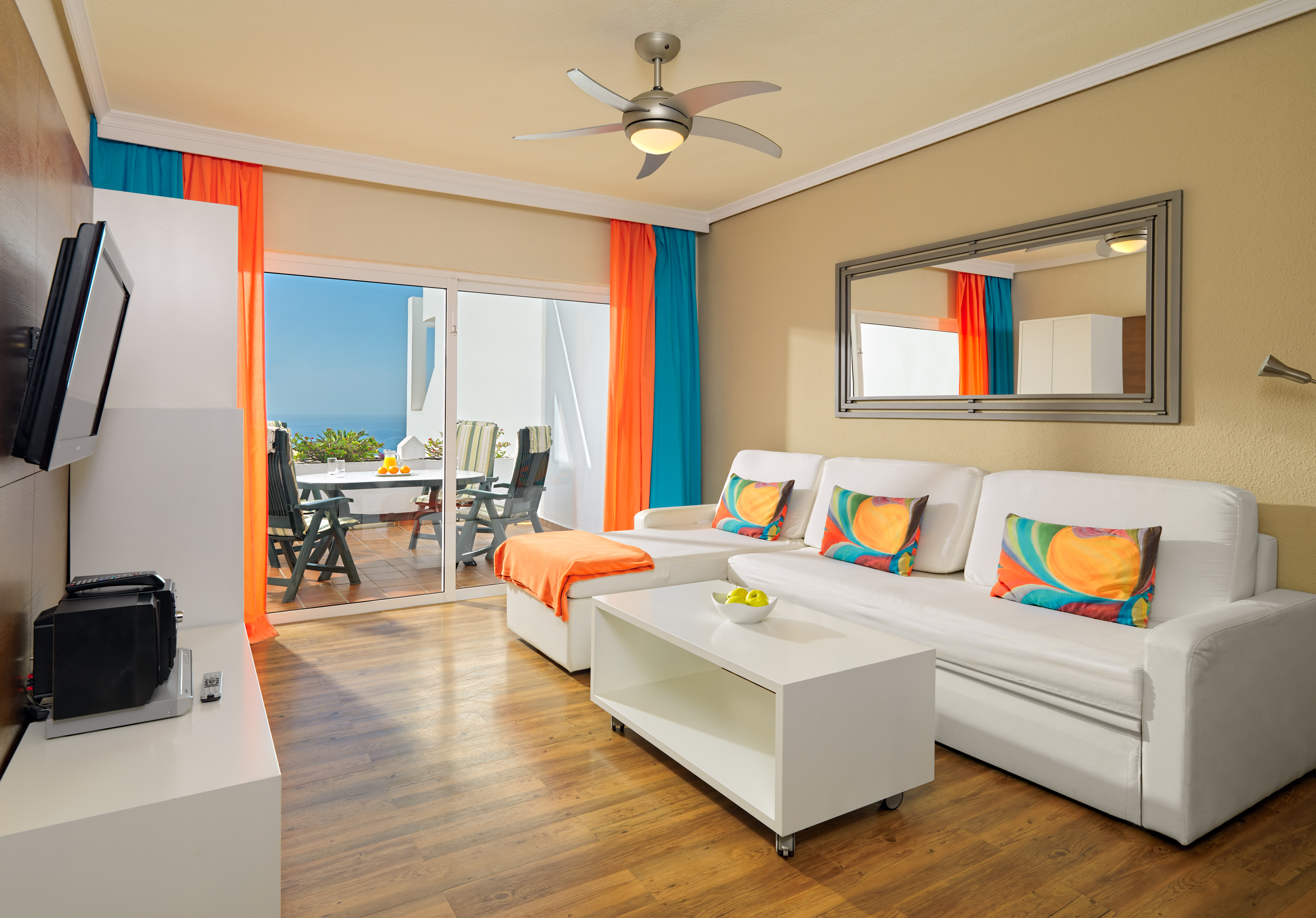 

Bologna - Playa Fañabe - Regency Torviscas Apartments And Suites