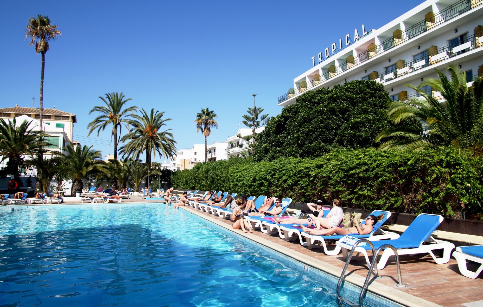 

Napoli - San José de Sa Talaia - Hotel Tropical