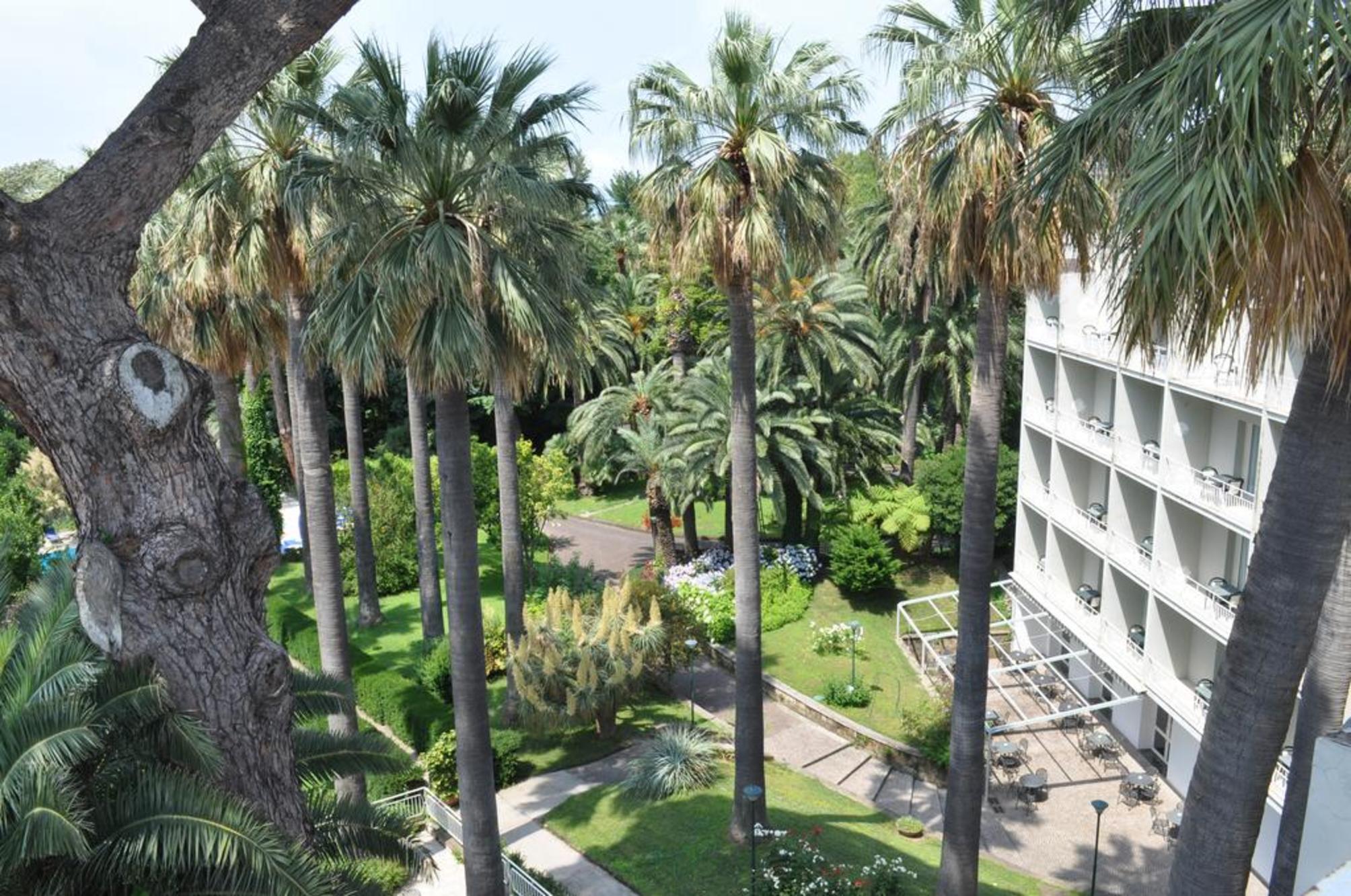 

Milano - Massa Lubrense - Hotel La Residenza