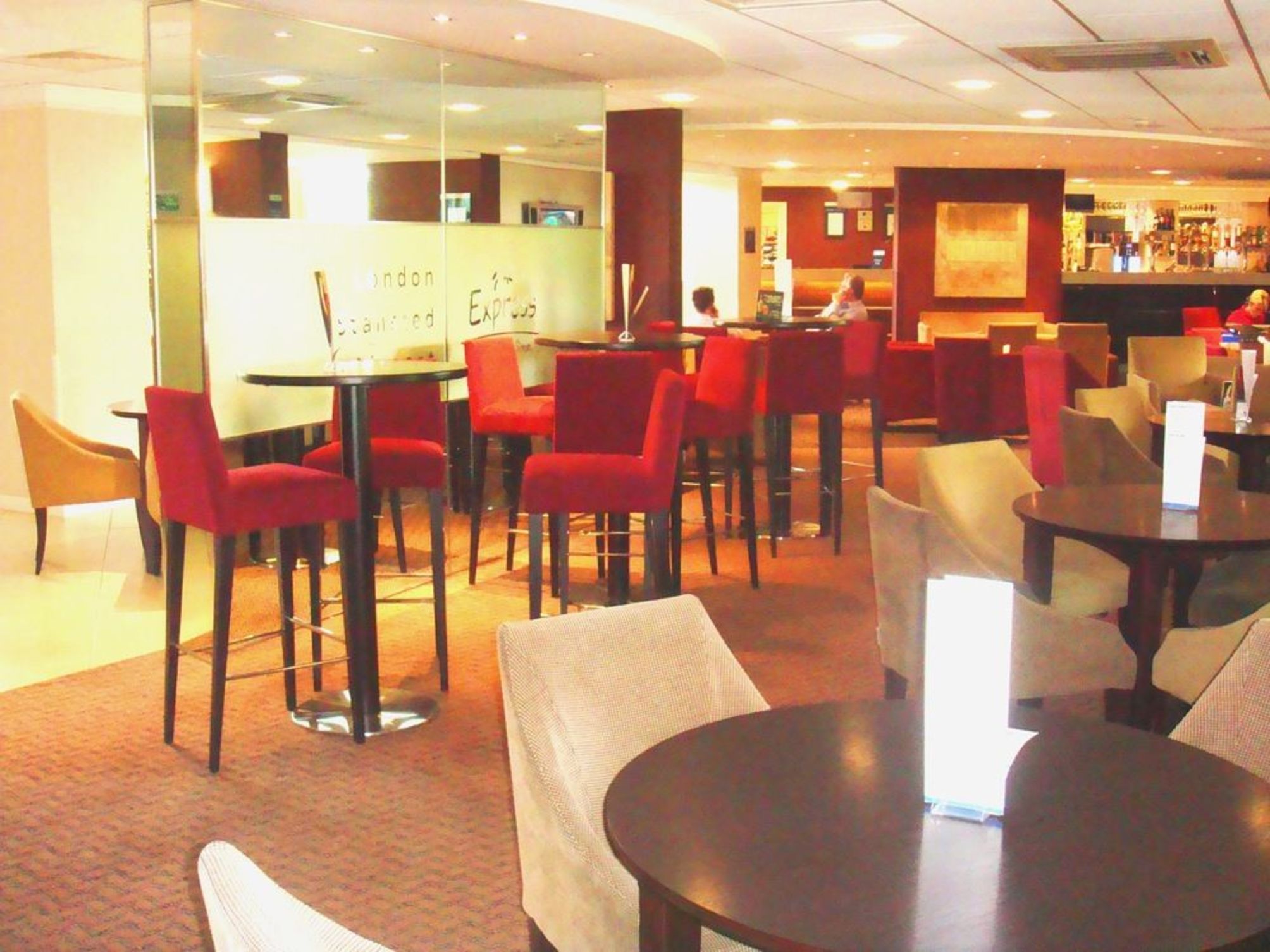 

Milano - Bishop's Stortford - Holiday Inn Express LONDON - STANSTED AIRPORT