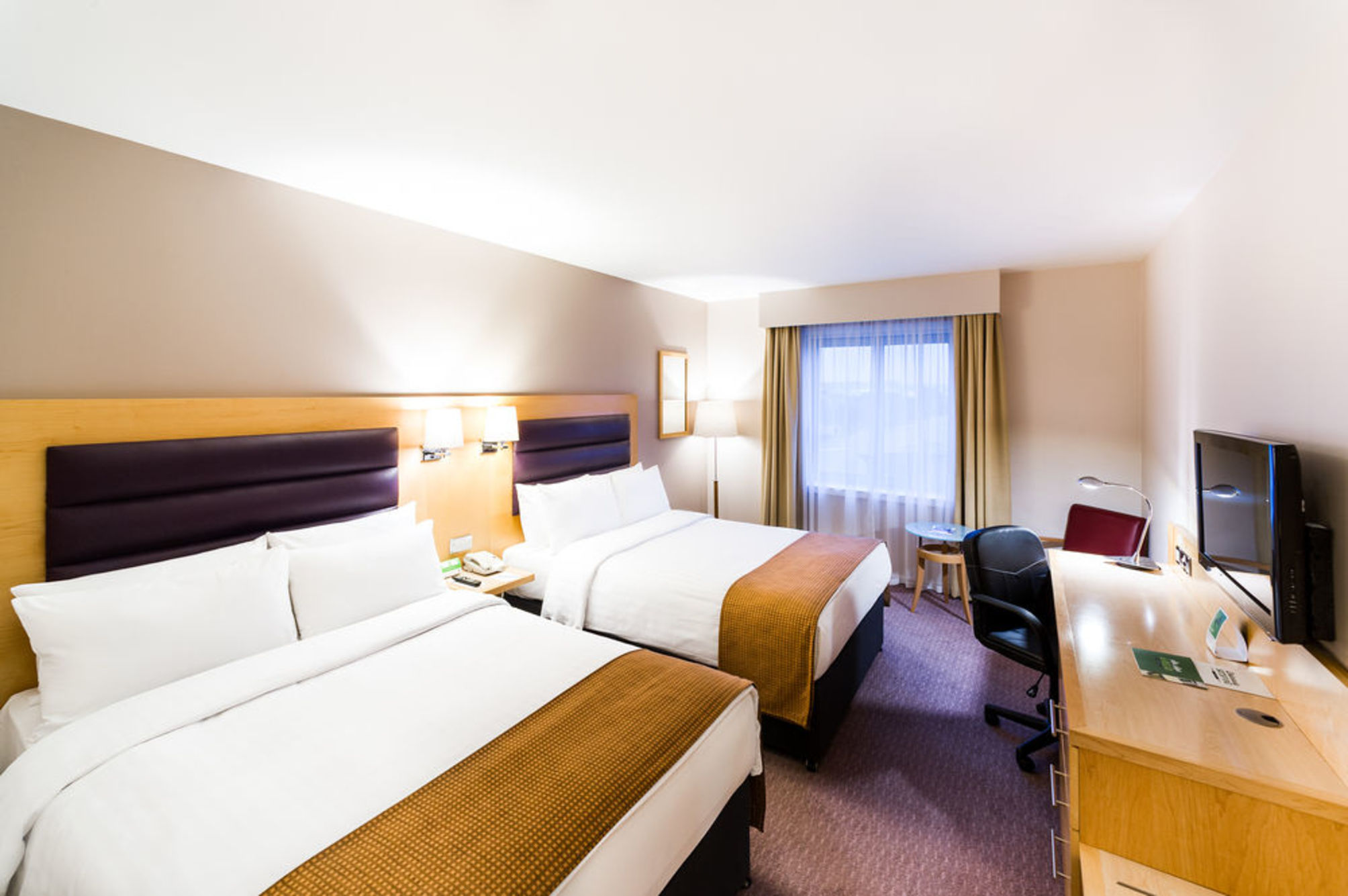 

Bologna - Kingston Upon Thames - Holiday Inn London - Brentford Lock