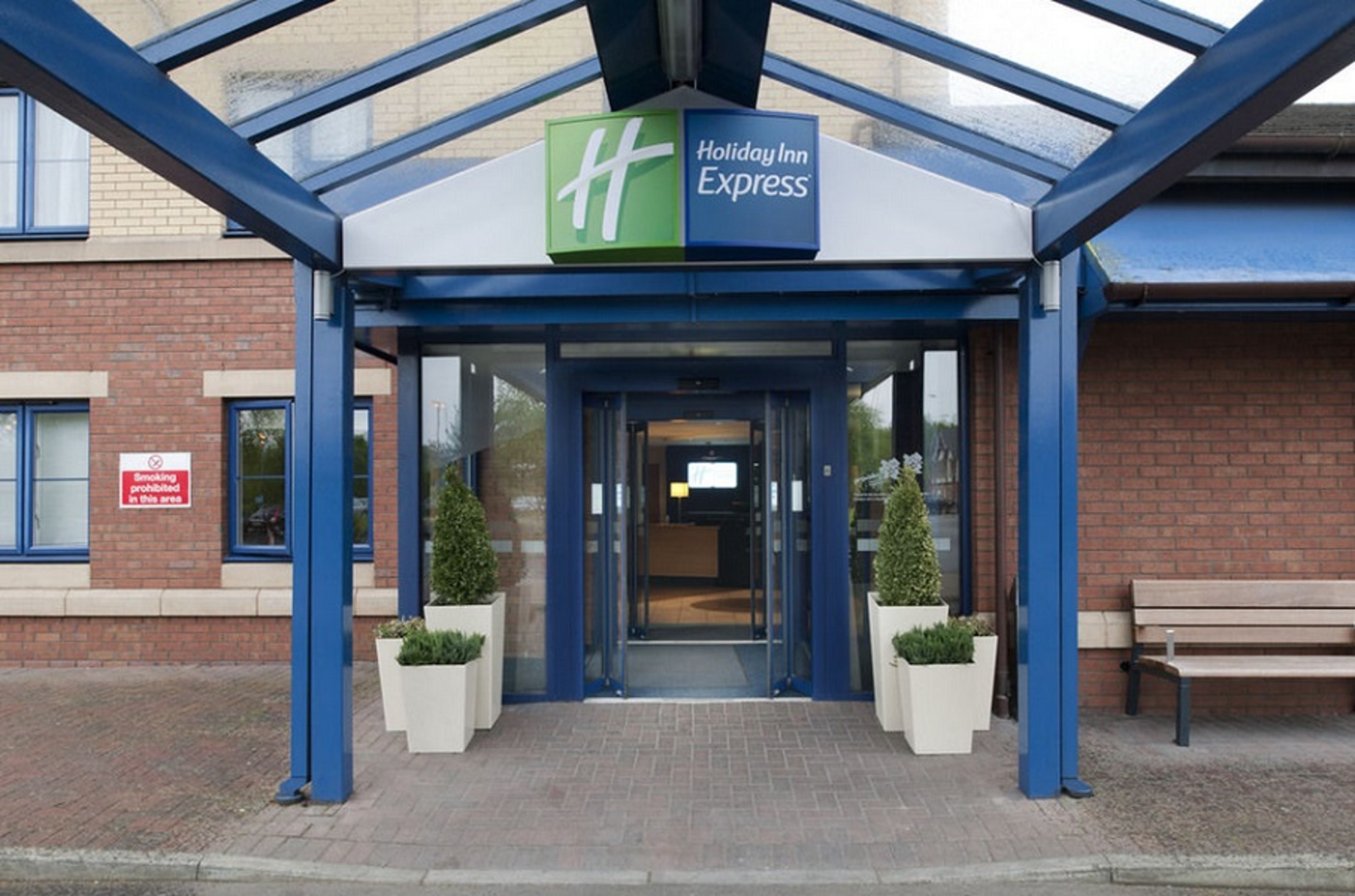 

Milano - Scozia, Regno Unito - Holiday Inn Express Strathclyde Park M74, Jct.5