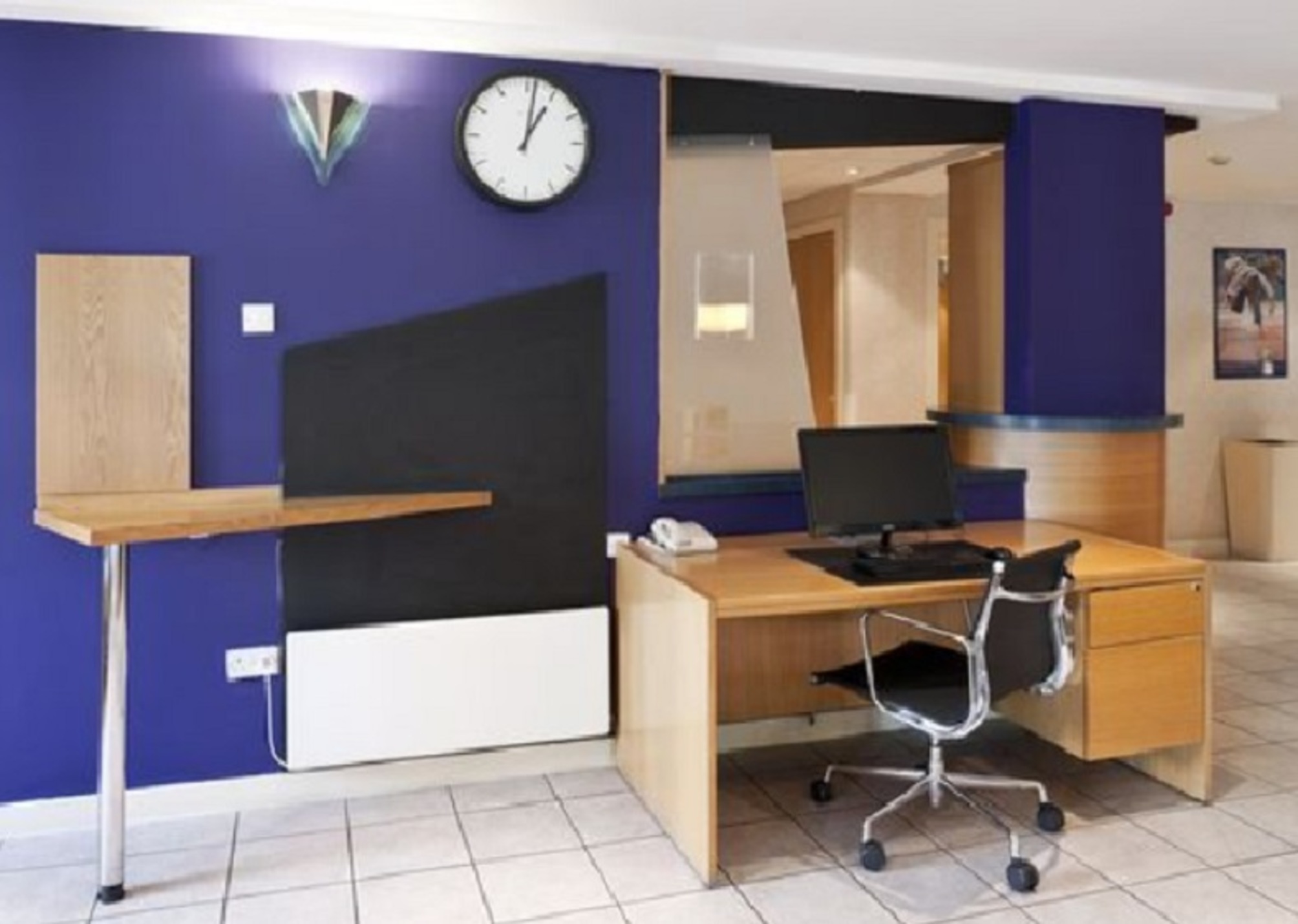 

Milano - Glasgow - Holiday Inn Express Strathclyde Park M74, Jct.5