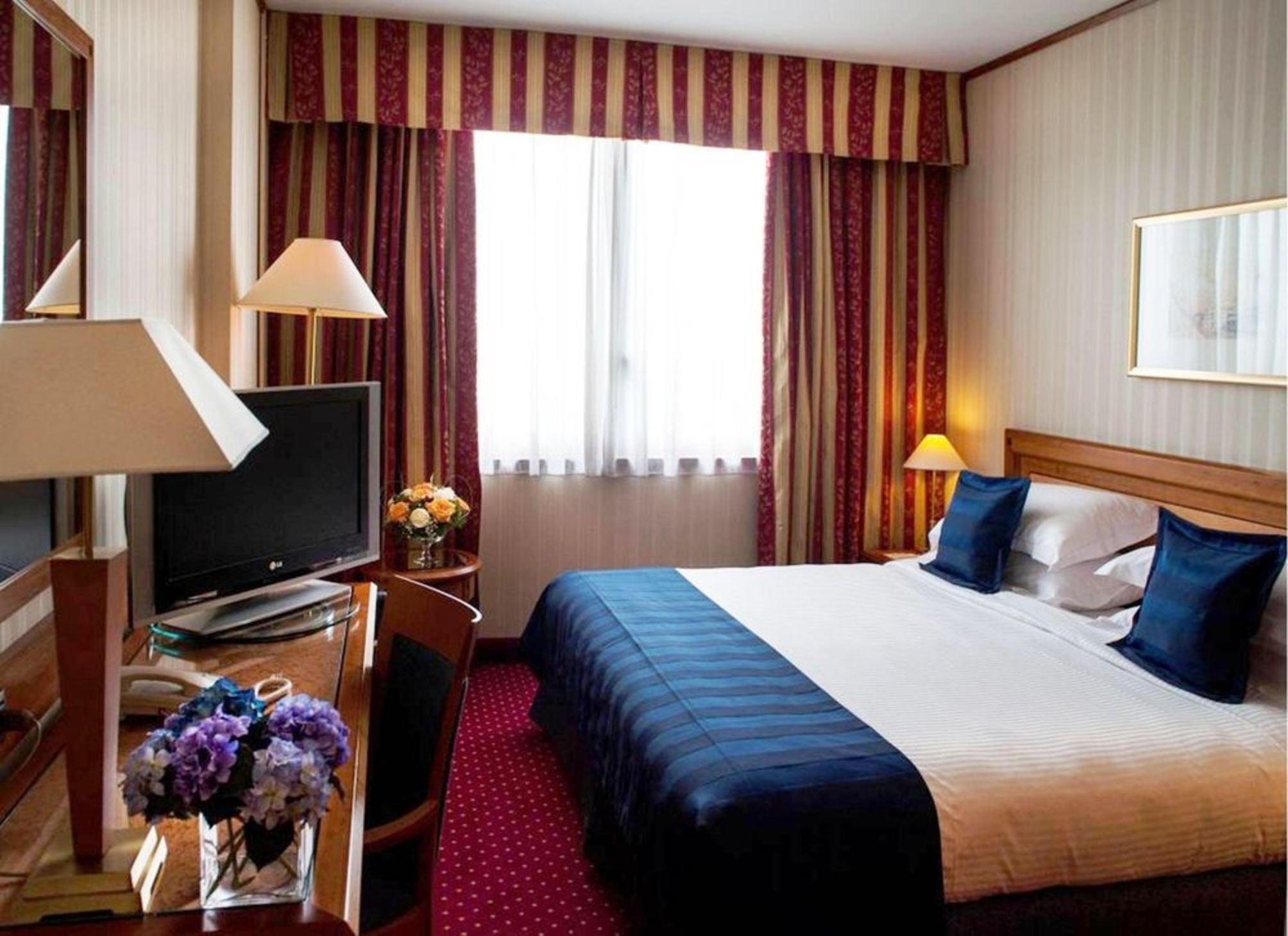 

Catania - Rozzano - Crowne Plaza MILAN - LINATE