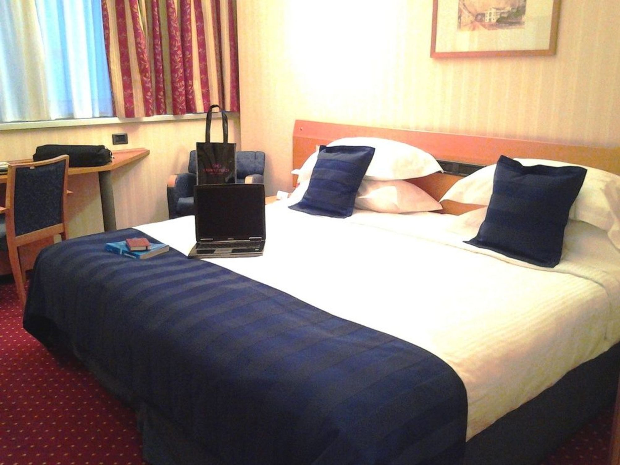 

Brindisi - Pieve Emanuele - Crowne Plaza Milan - Linate