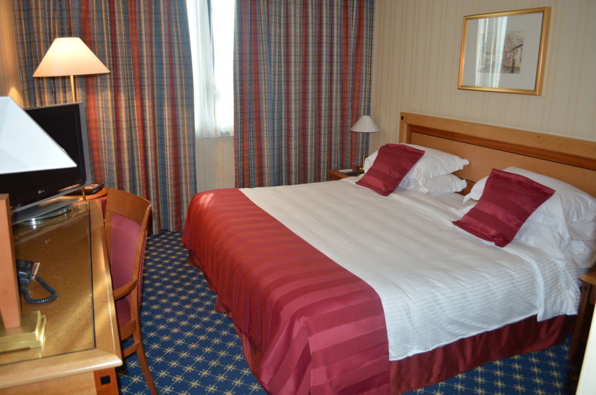 

Salerno - Pieve Emanuele - Crowne Plaza MILAN - LINATE