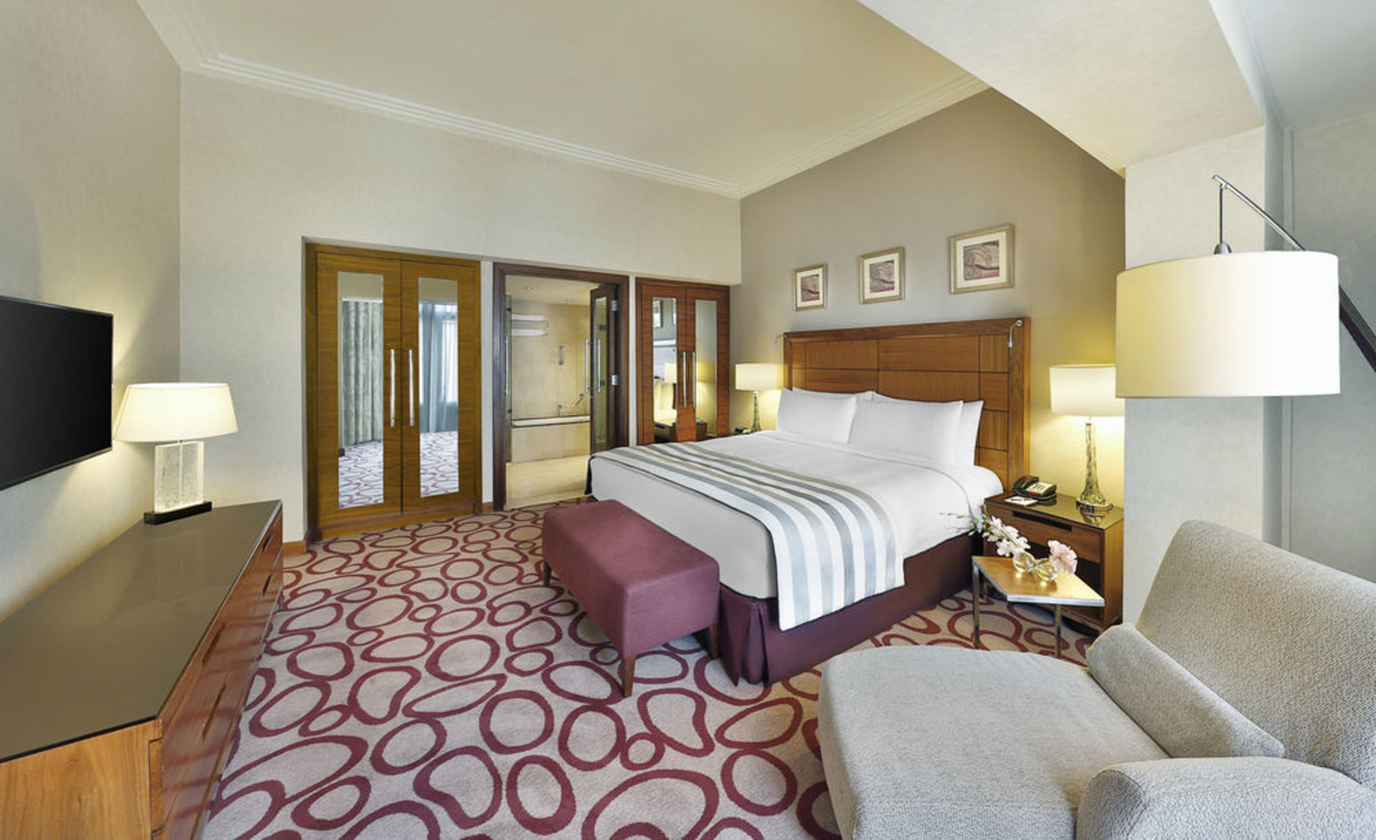 

Milano - Amman - InterContinental Hotels Amman (Jordan)