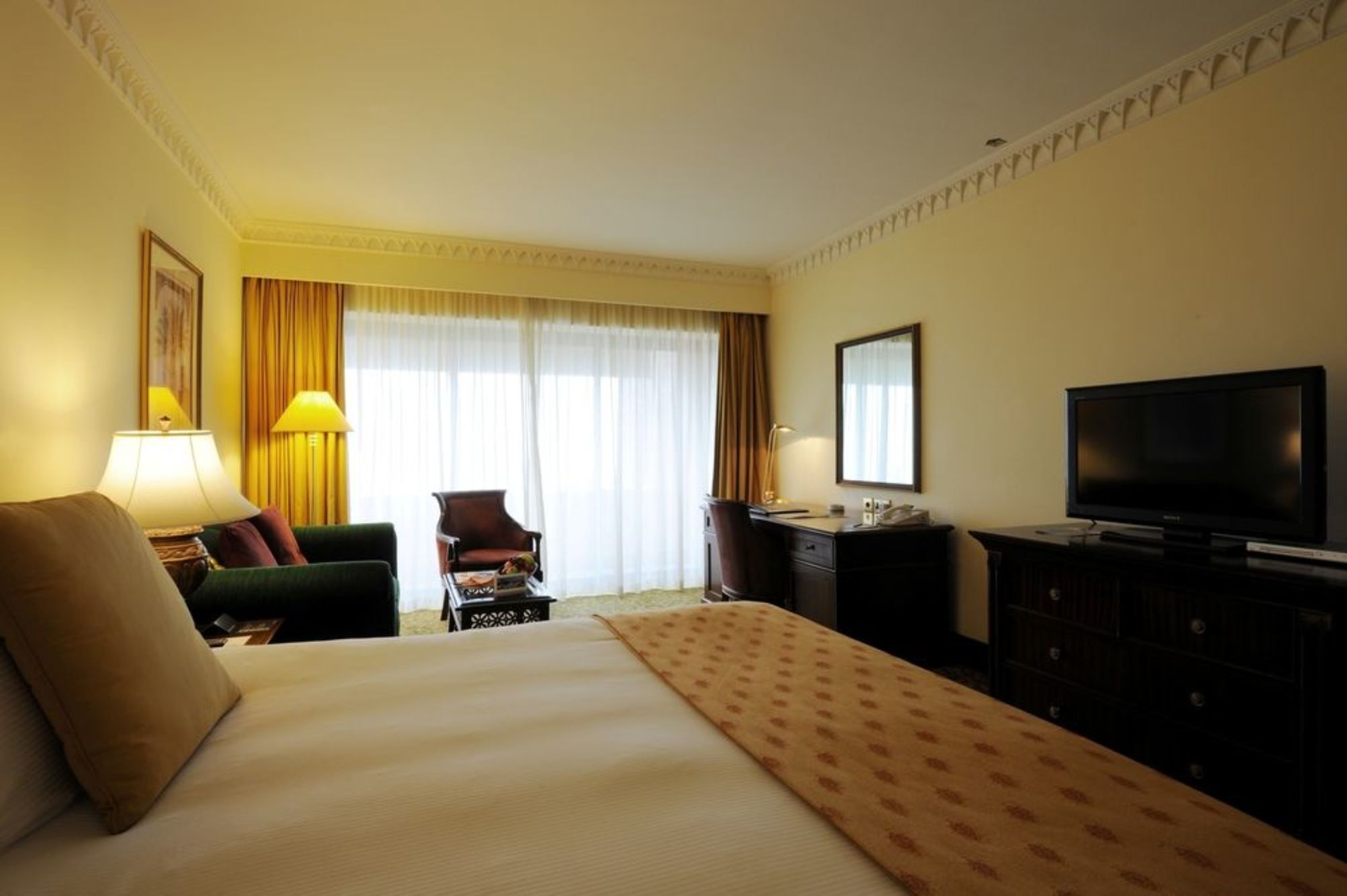 

Bologna - Muscat - InterContinental Hotels MUSCAT