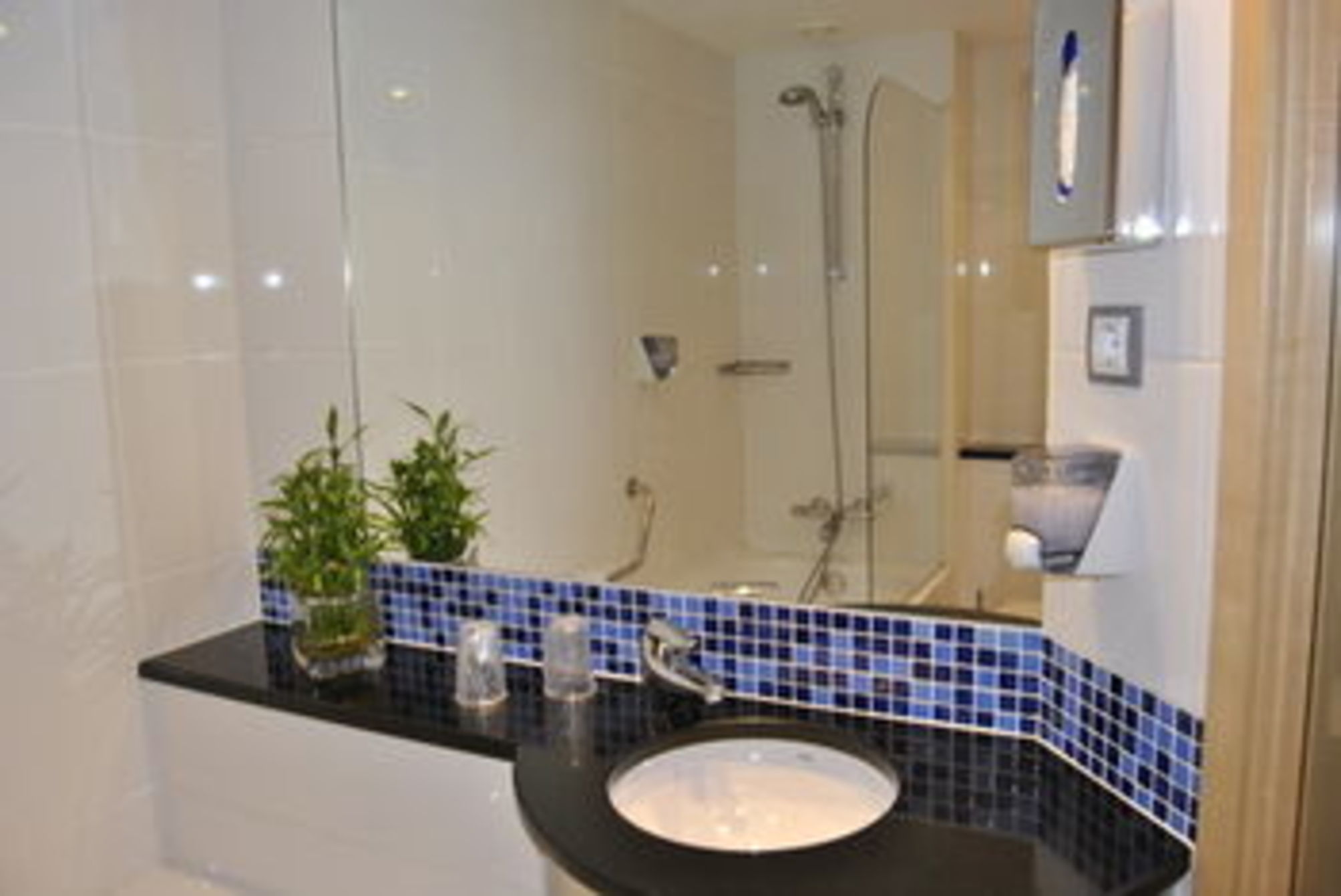 

Napoli - Pamplona - Holiday Inn Express Pamplona