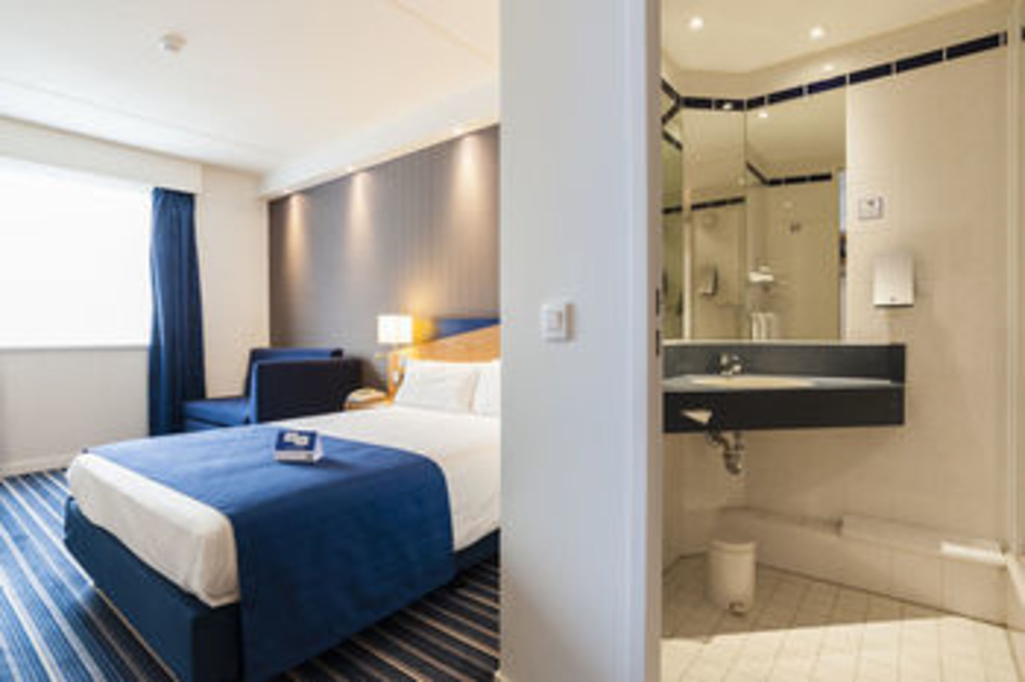 

Roma - Anversa - Holiday Inn Express Antwerp City - North