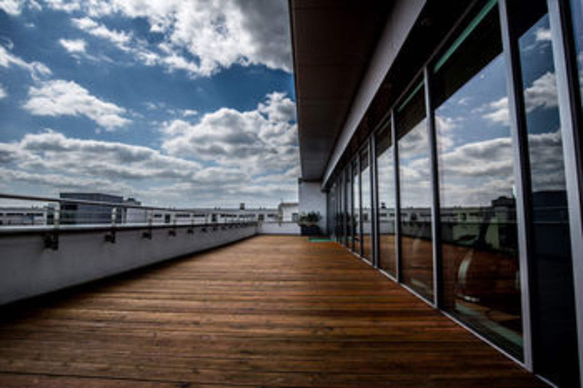 

Bari - Blankenfelde - Holiday Inn Berlin Airport - Conf Centre