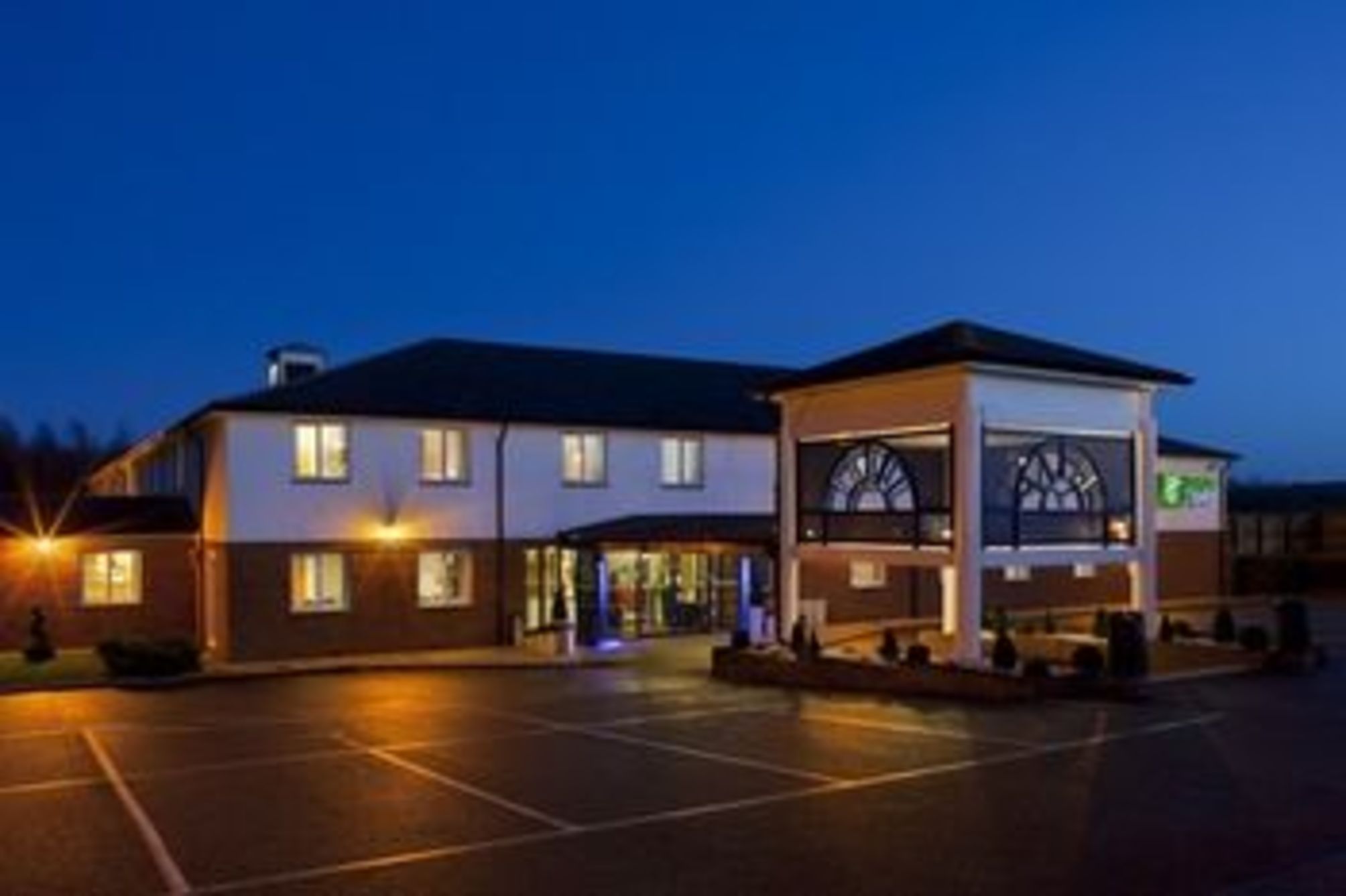 

Napoli - Canterbury - Holiday Inn Express CANTERBURY