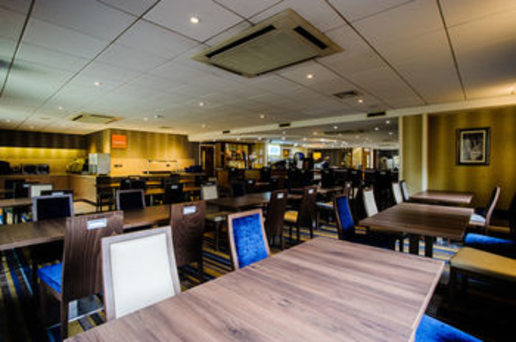 

Verona - Canterbury - Holiday Inn Express Canterbury