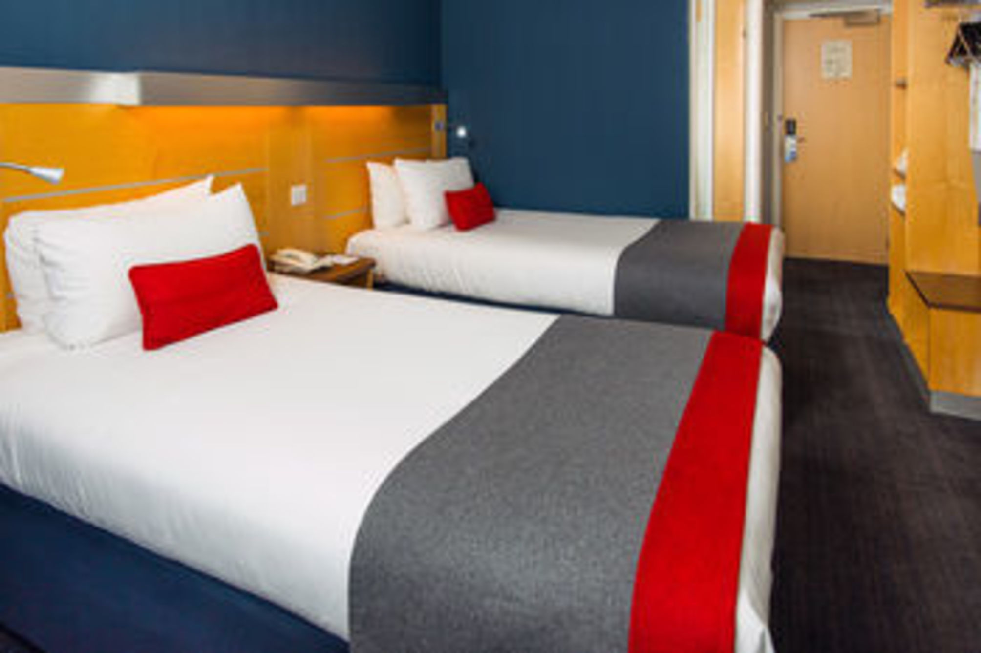 

Napoli - Watford - Holiday Inn Express Hemel Hempstead