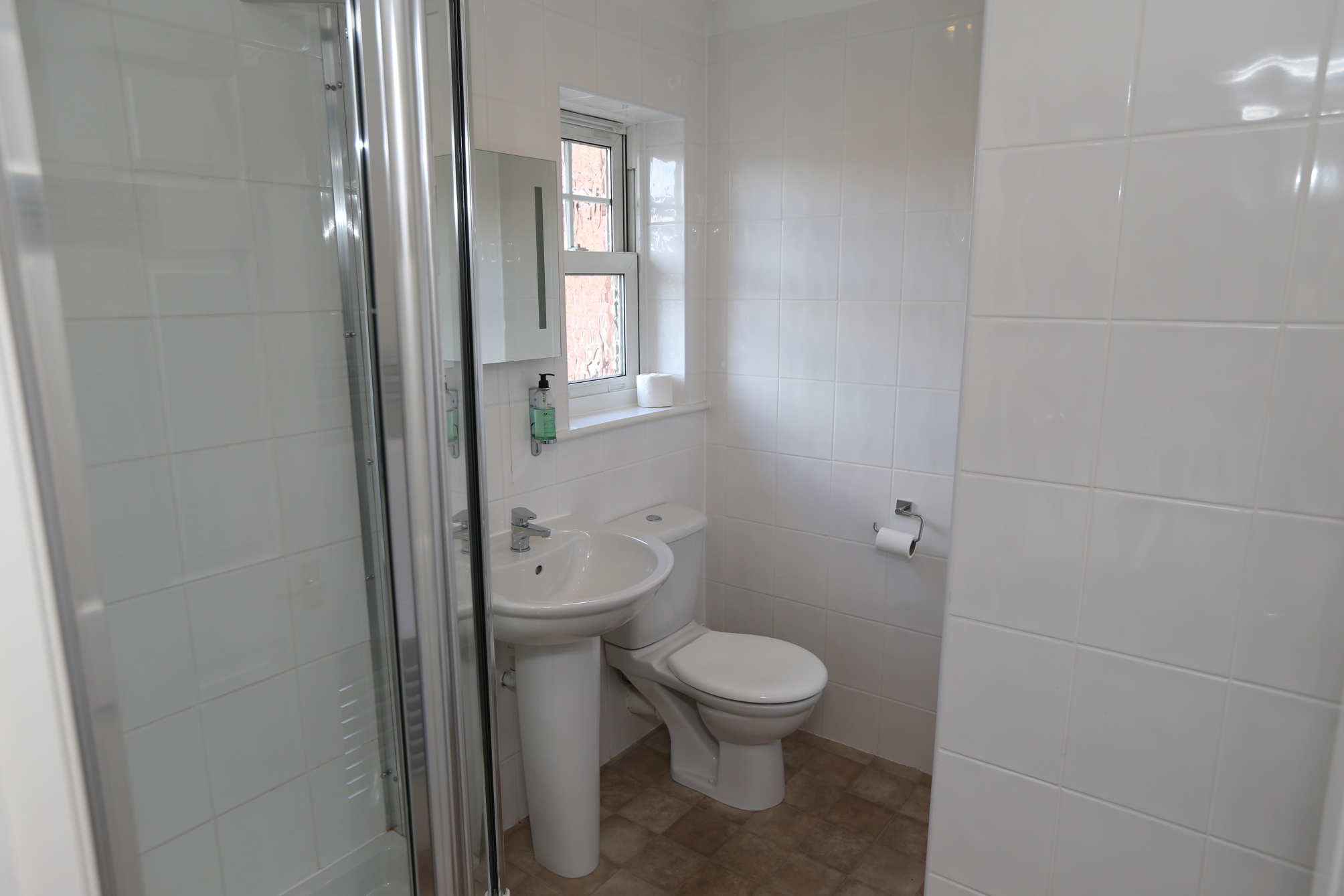 

Roma - Redhill (Surrey) - Corner House Hotel Gatwick with Holiday parking