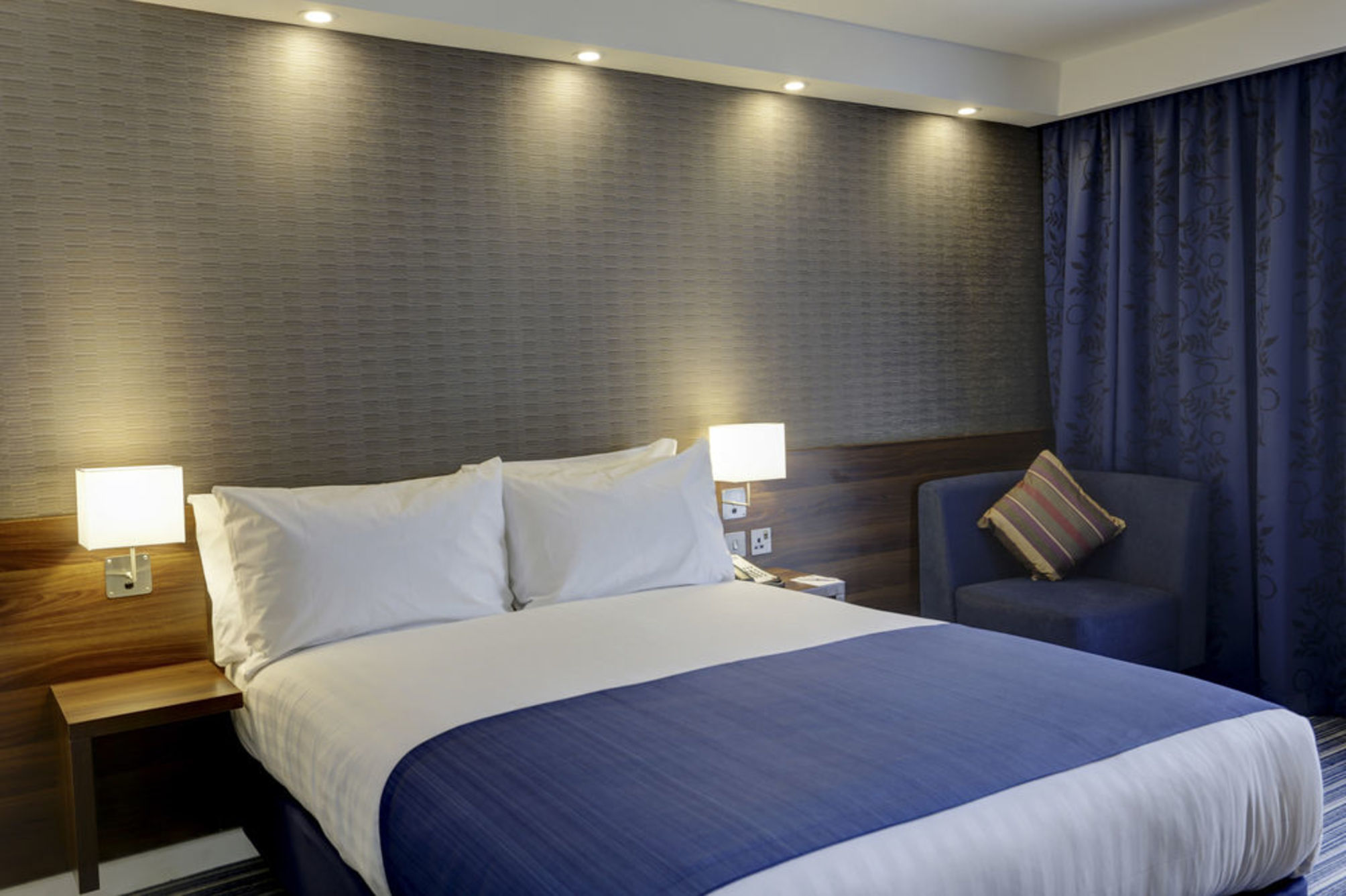 

Torino - Barking - Holiday Inn Express London - ExCeL