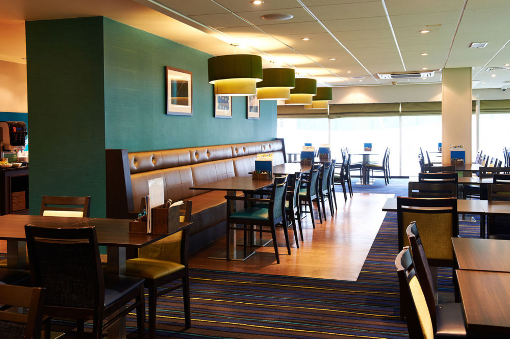

Bologna - Manchester - Holiday Inn Express Manchester Airport