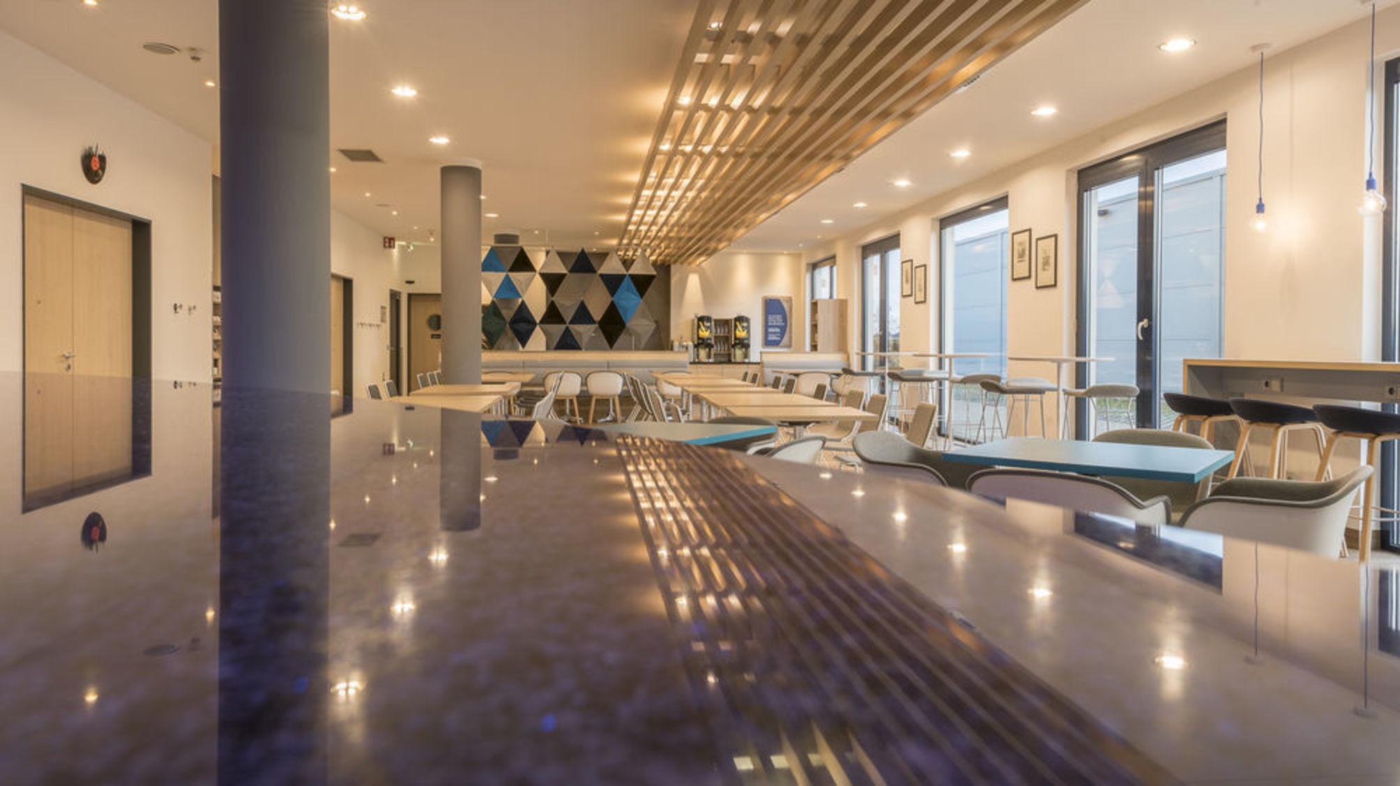 

Napoli - Kirchheim bei München - Holiday Inn Express Munich - Messe