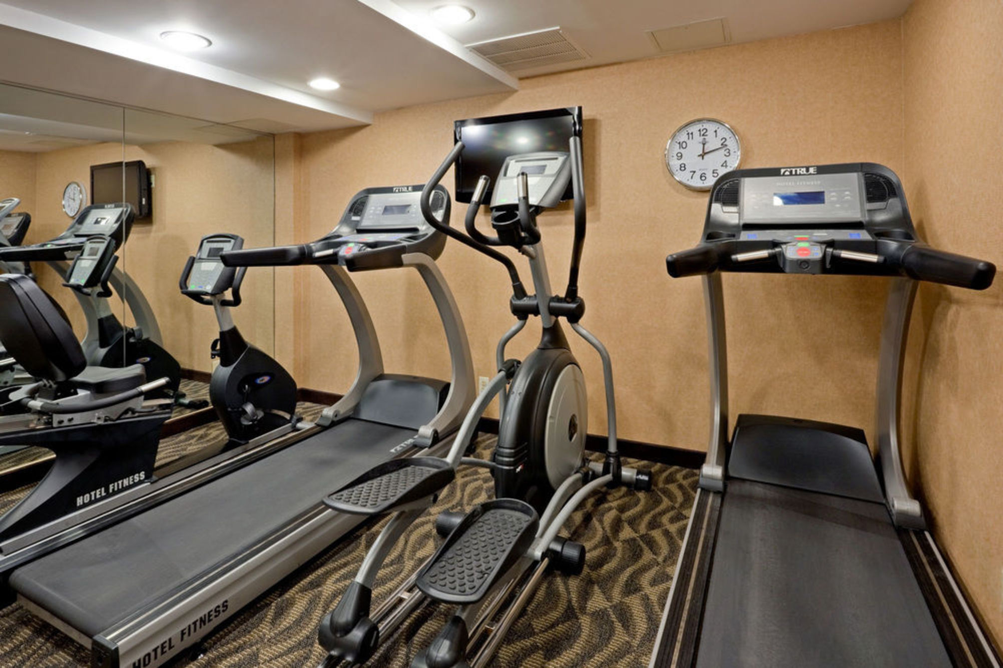 

Lamezia Terme - Brooklyn (NY) - Holiday Inn New York City - Wall Street