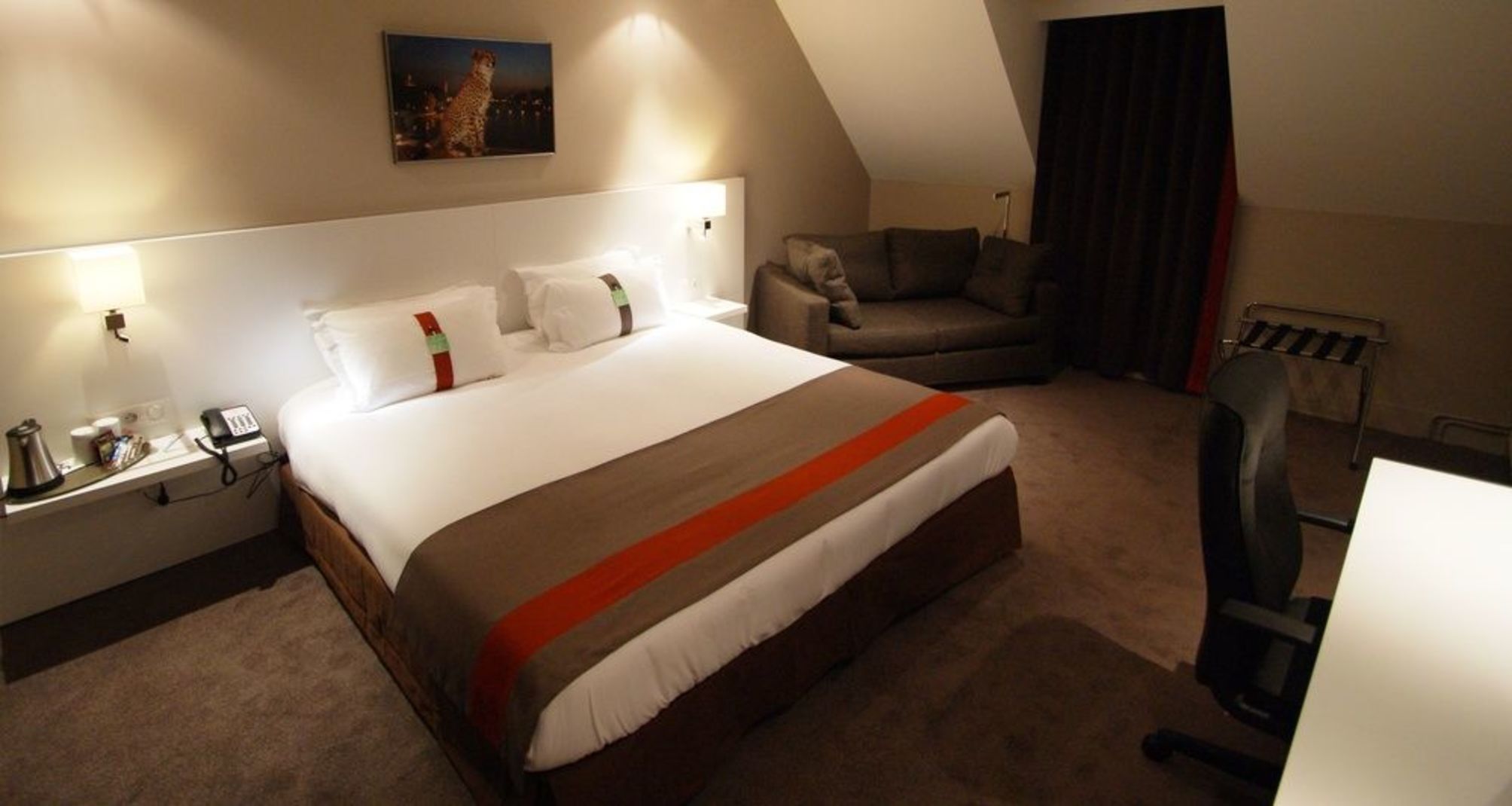 

Roma - Issy-les-Moulineaux - Holiday Inn Paris - Auteuil