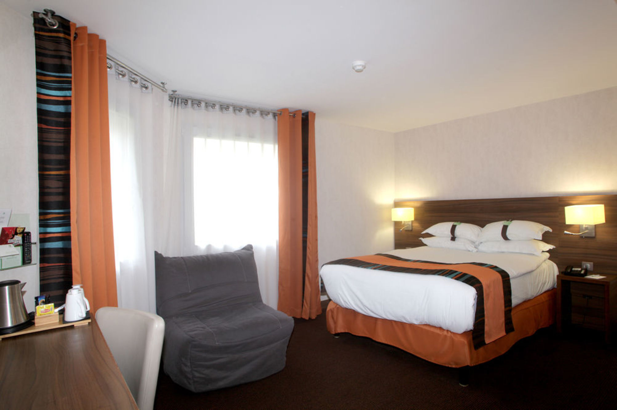 

Milano - Clichy - Holiday Inn PARIS - MONTMARTRE
