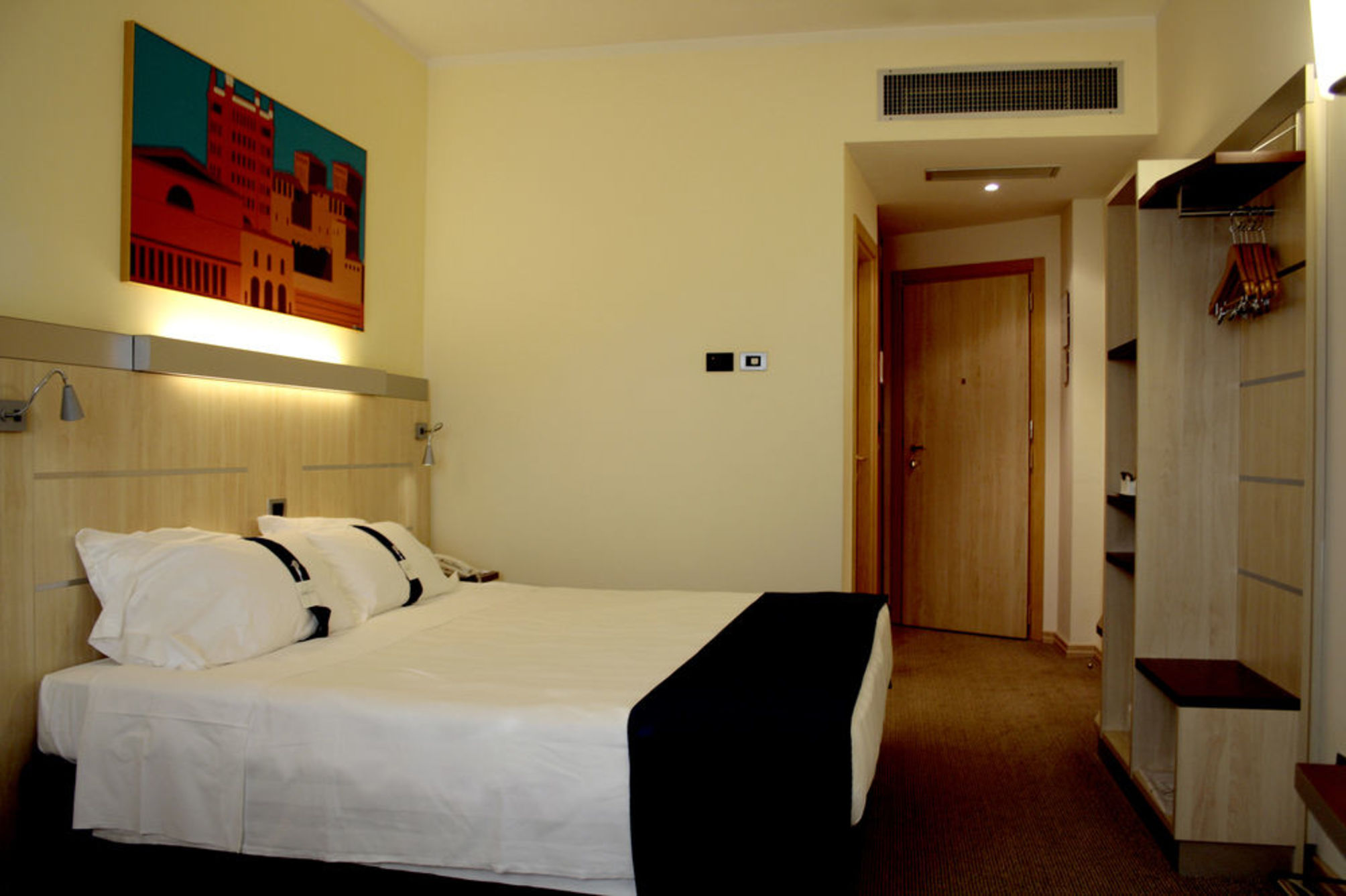 

Palermo - Parma - Holiday Inn Express Parma