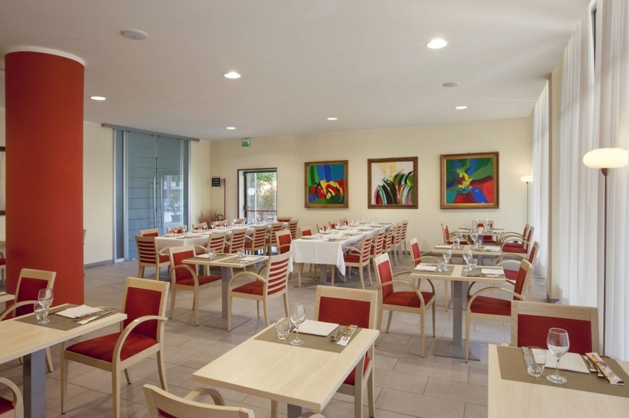 

Catania - Parma - Holiday Inn Express PARMA