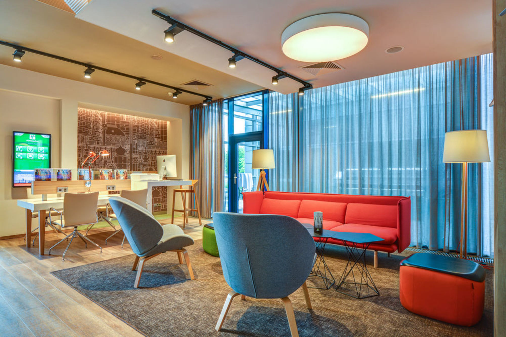 

Milano - Okoř - Holiday Inn PRAGUE AIRPORT