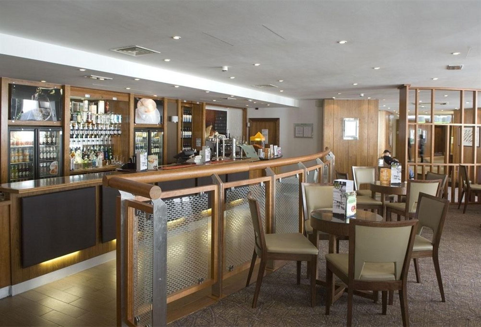 

Napoli - Staines - Holiday Inn LONDON - SHEPPERTON