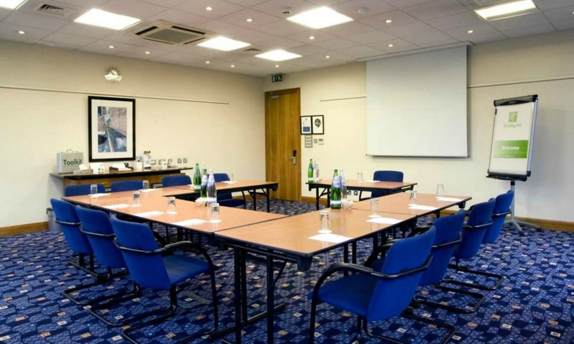 

Milano - Londra, Aeroporto di London Heathrow - Holiday Inn LONDON - SHEPPERTON