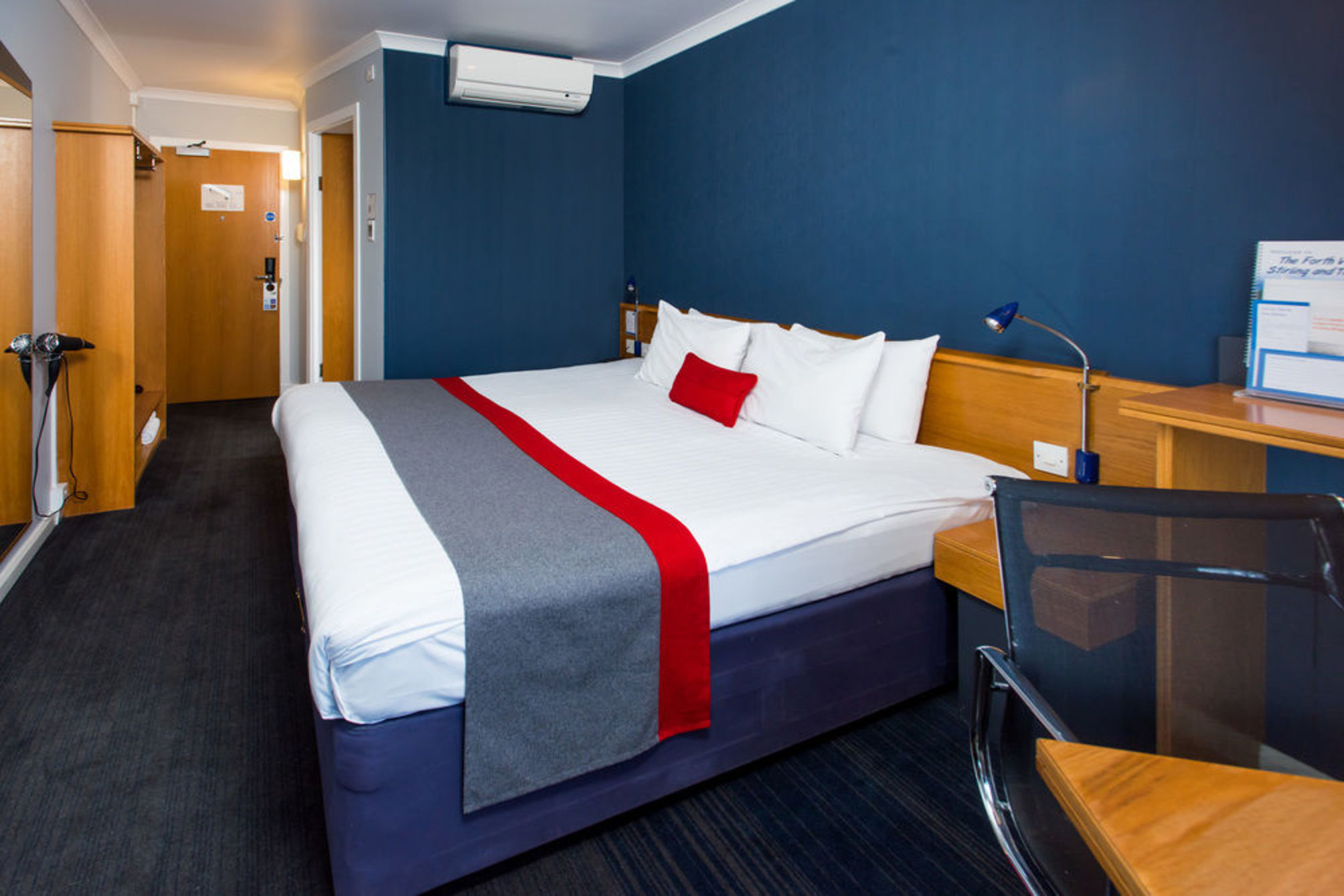 

Milano - Stirling - Holiday Inn Express Stirling
