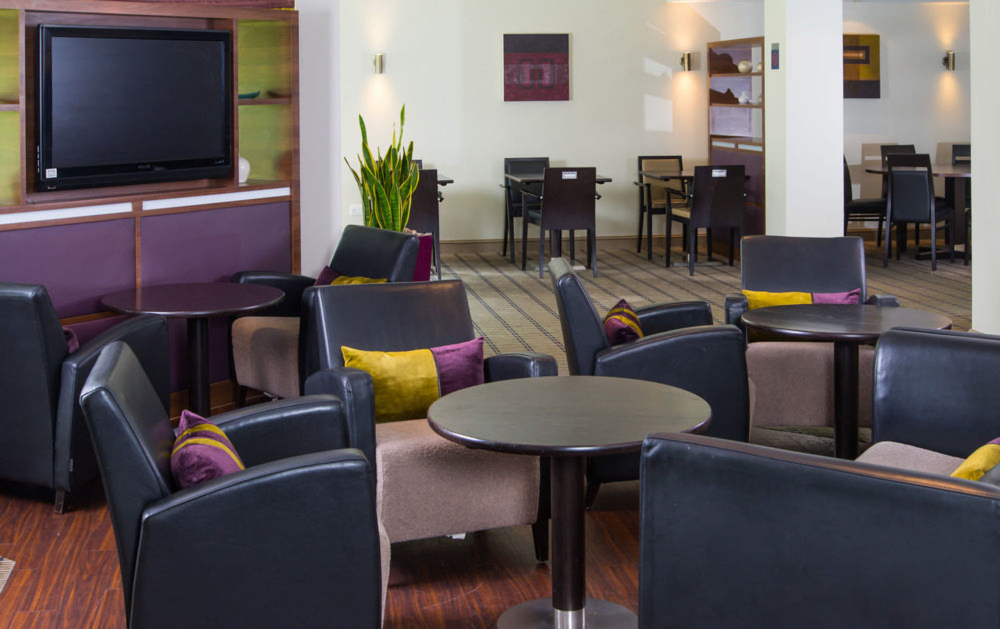 

Milano - Stirling - Holiday Inn Express Stirling