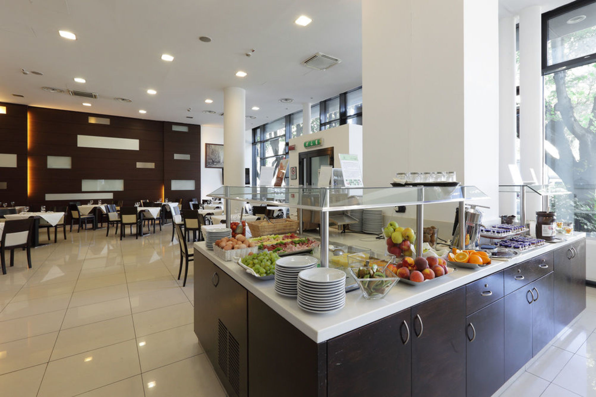 

Napoli - Rivoli - Holiday Inn TURIN - CORSO FRANCIA