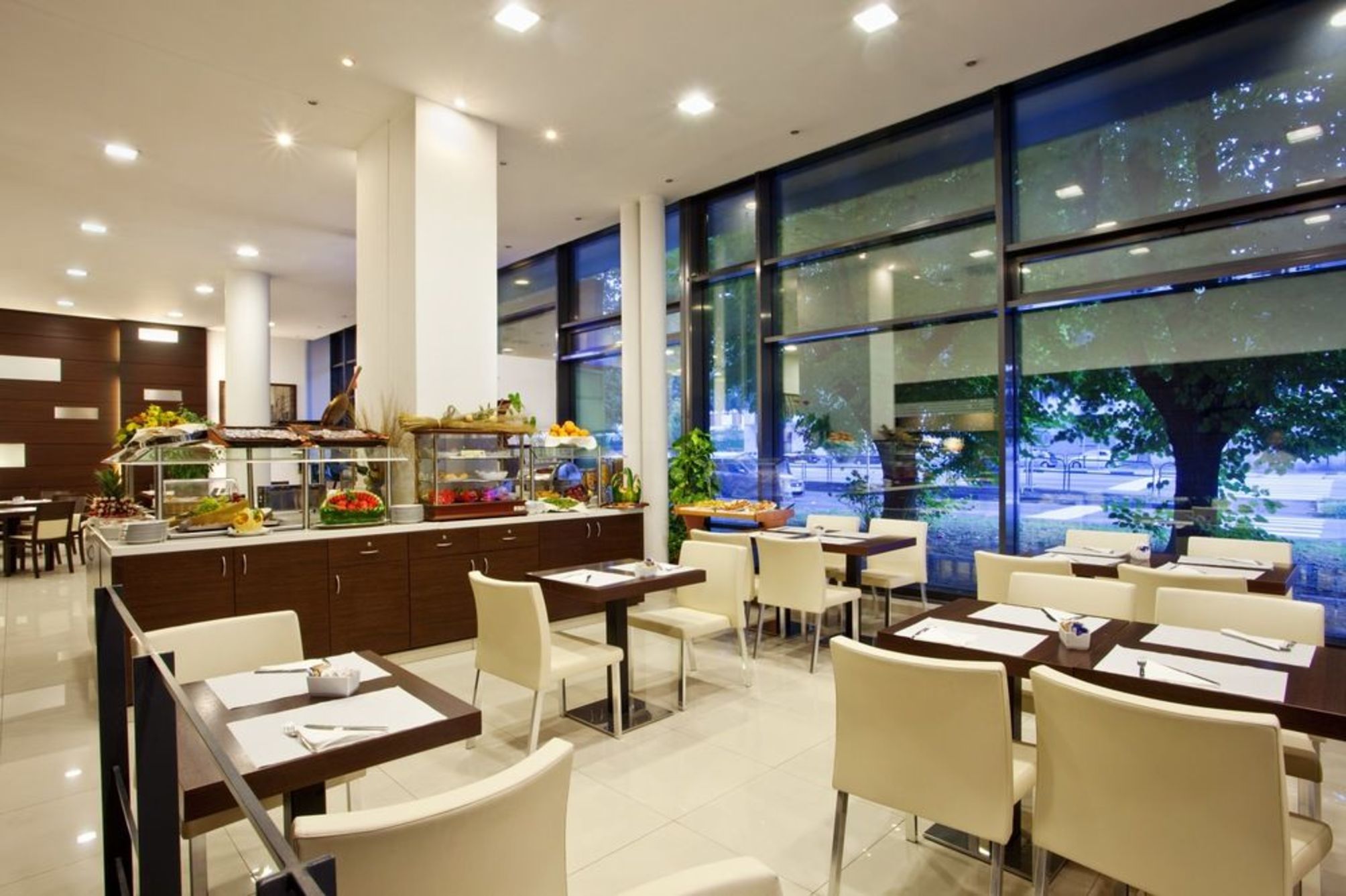 

Brindisi - Torino - Holiday Inn Turin - Corso Francia