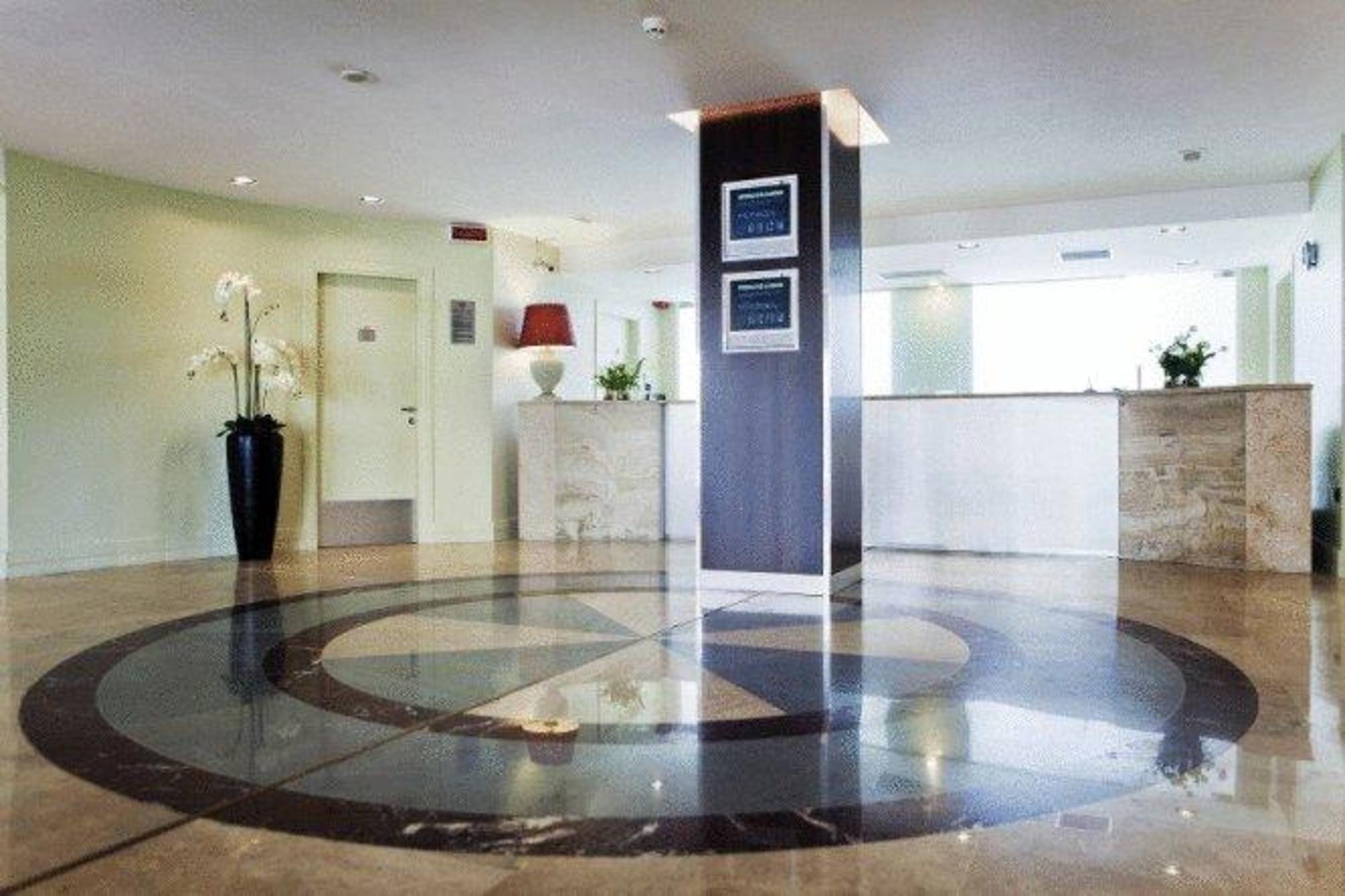 

Cagliari - Frascati - Hotel Roma Tor Vergata