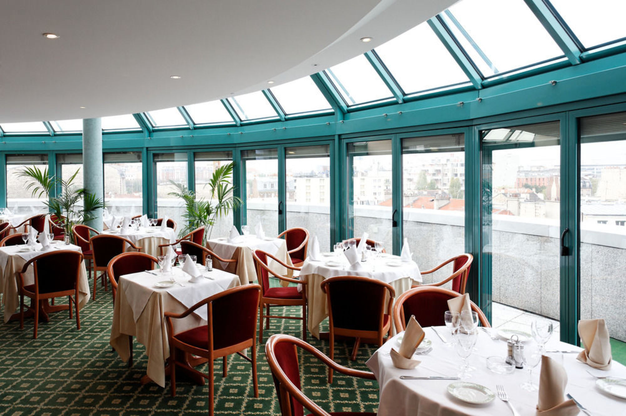 

Milano - Clichy - Mercure Paris Saint-Ouen