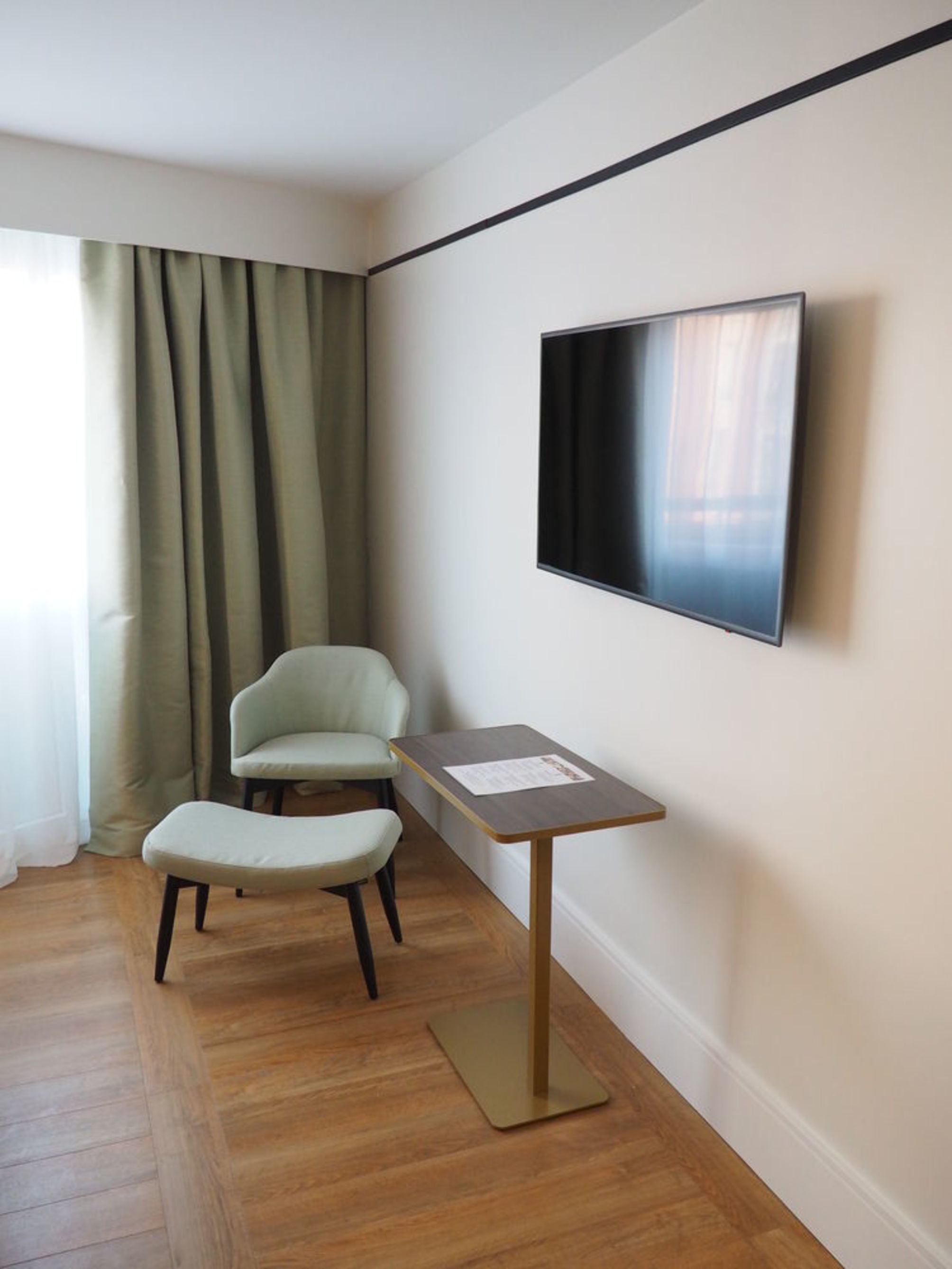 

Milano - Clichy - Mercure Paris Saint-Ouen