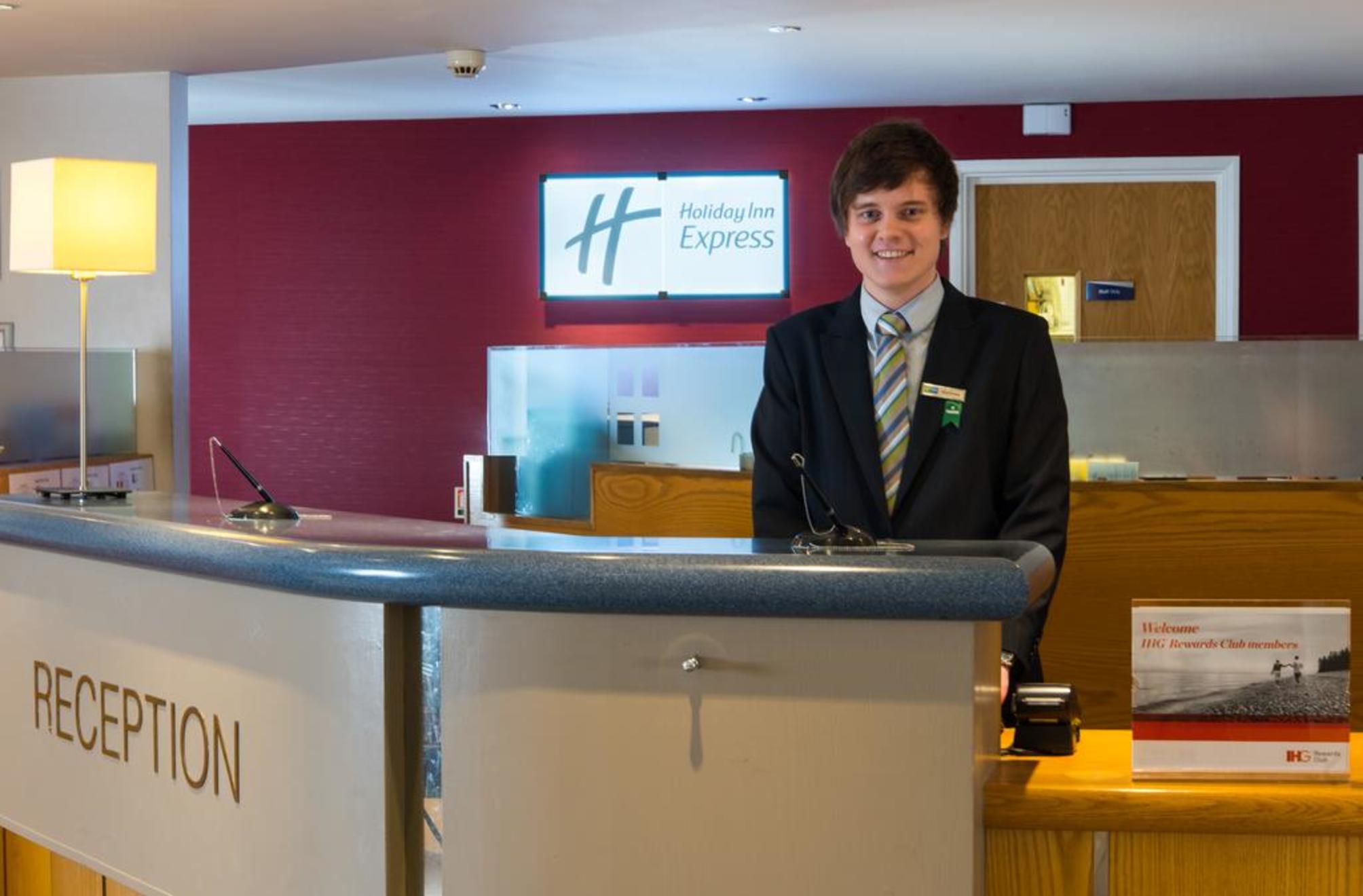 

Roma - Inverness - Holiday Inn Express Inverness