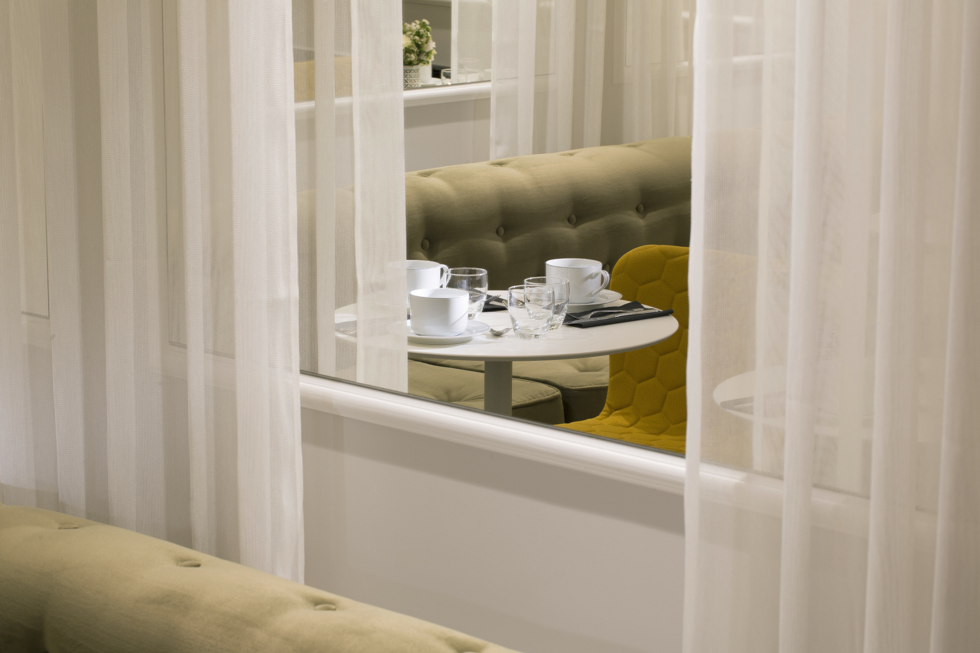 

Bari - Neuilly-sur-Seine - Hotel Pastel Paris
