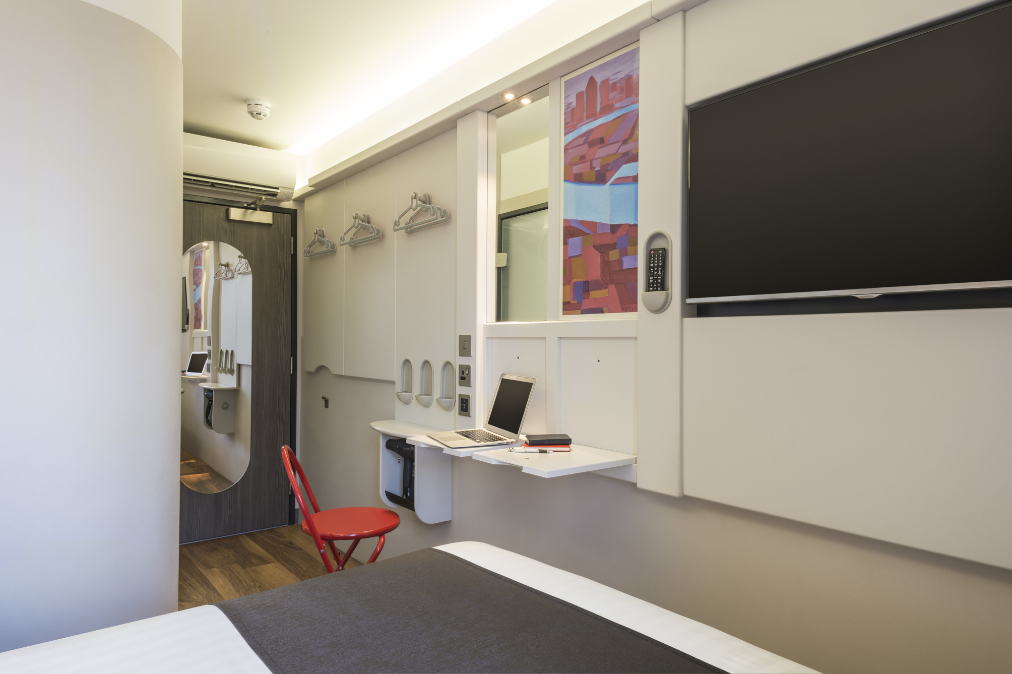 

Verona - Eltham - Point A Hotel London Canary Wharf