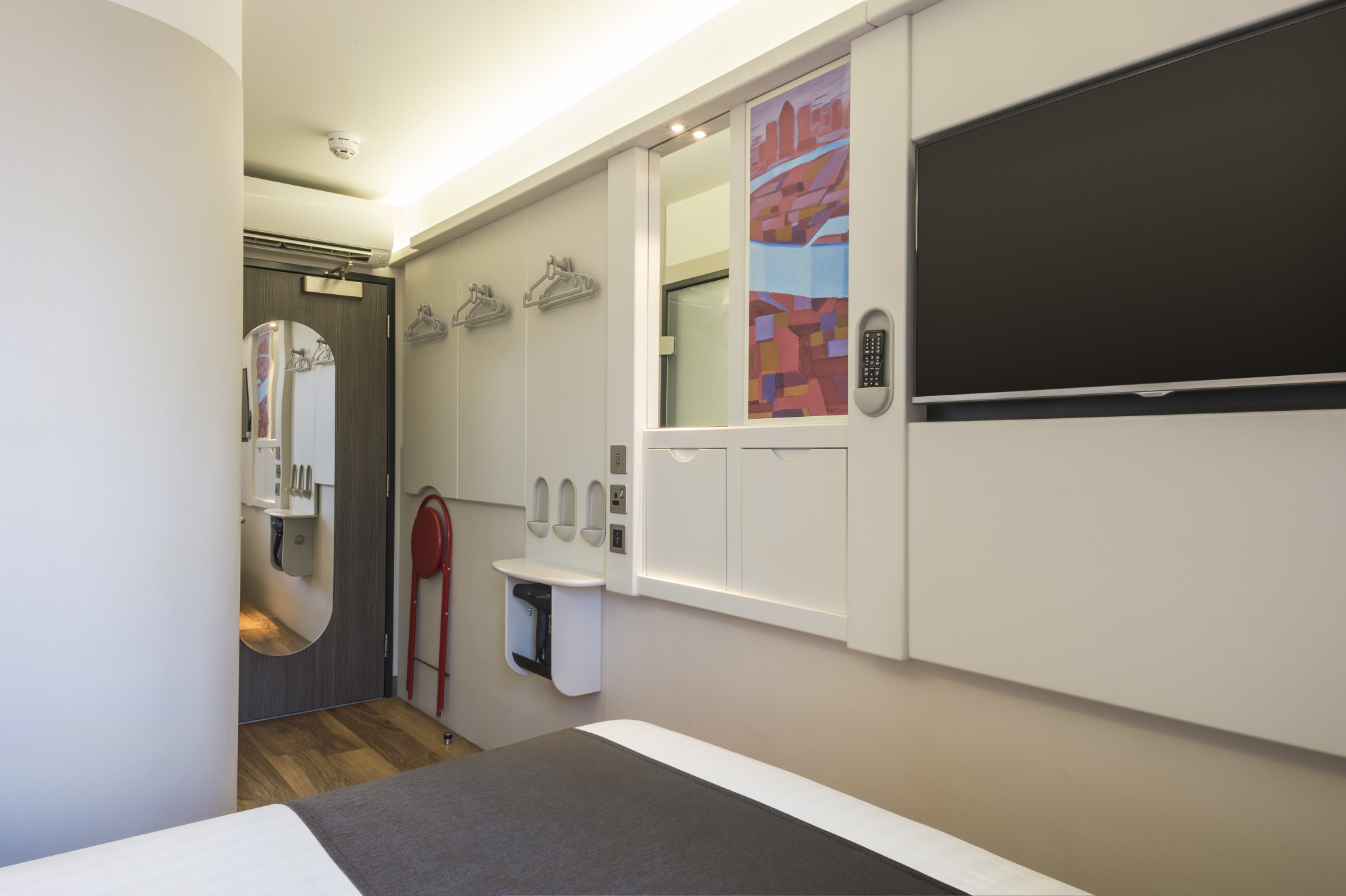 

Roma - Barking - Point A Hotel London Canary Wharf