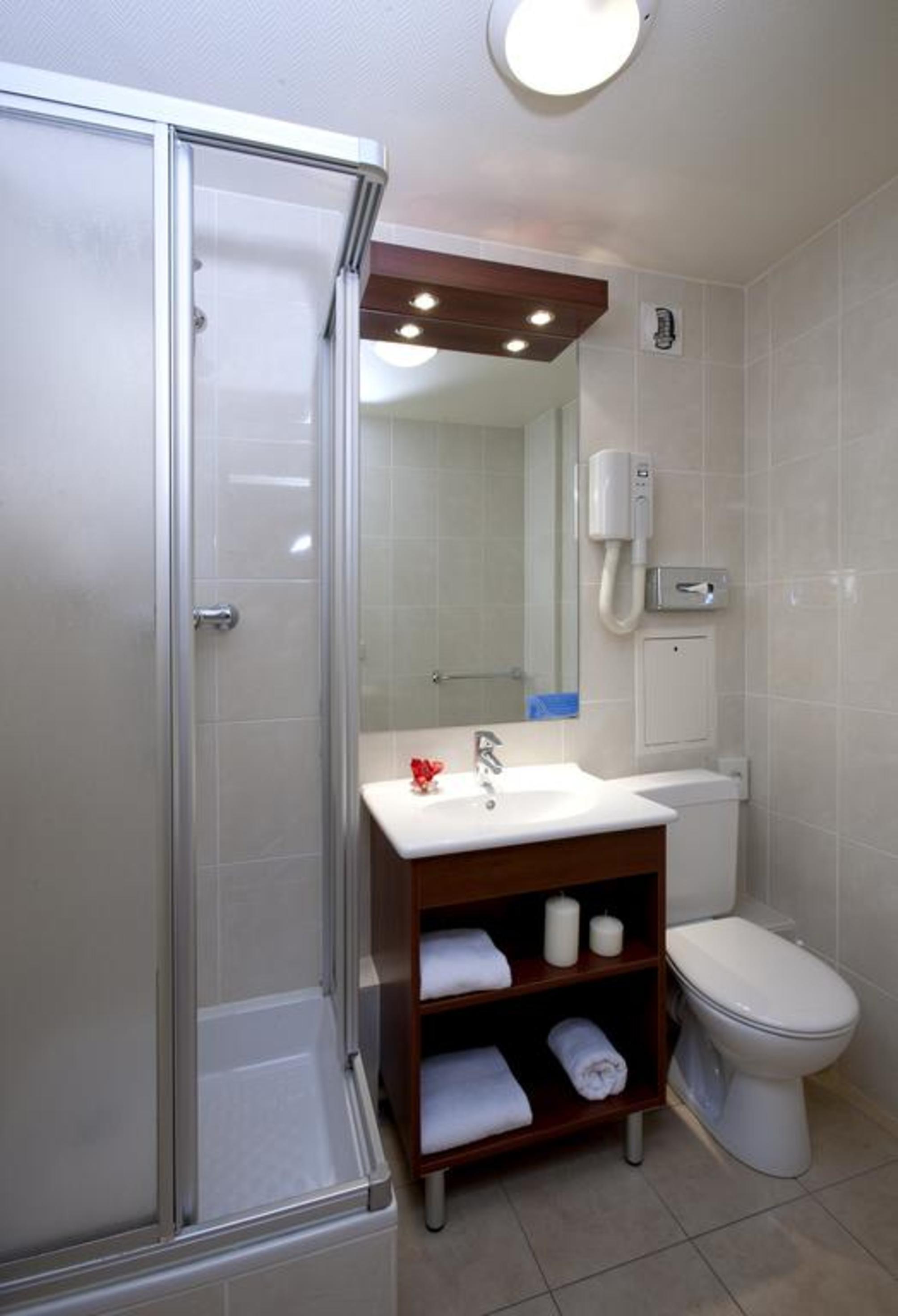 

Catania - Boulogne-Billancourt - Hotel Izzy