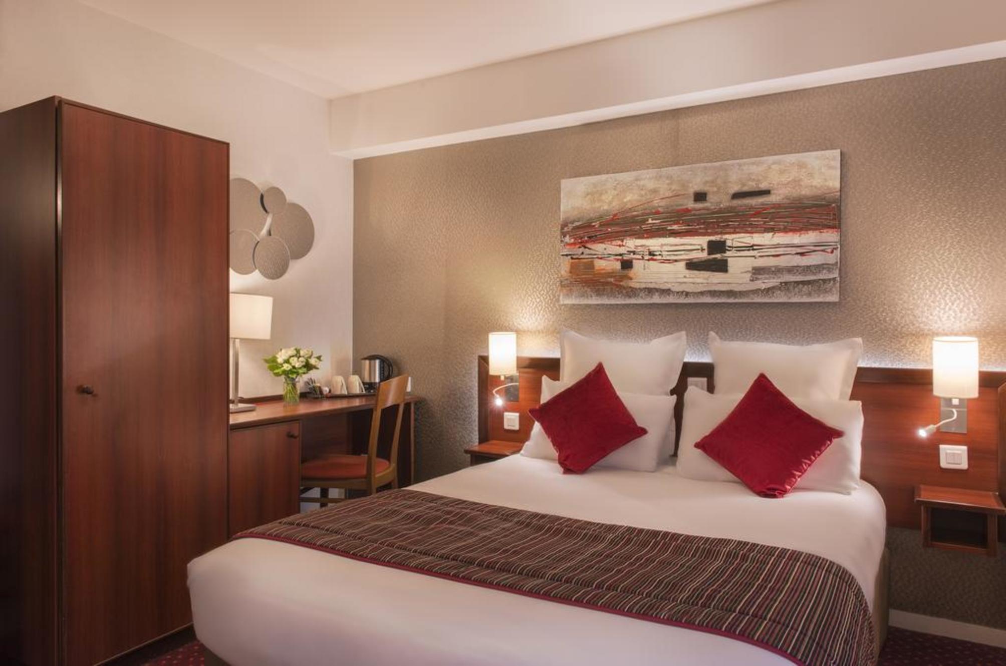 

Bari - Boulogne-Billancourt - Hotel Izzy