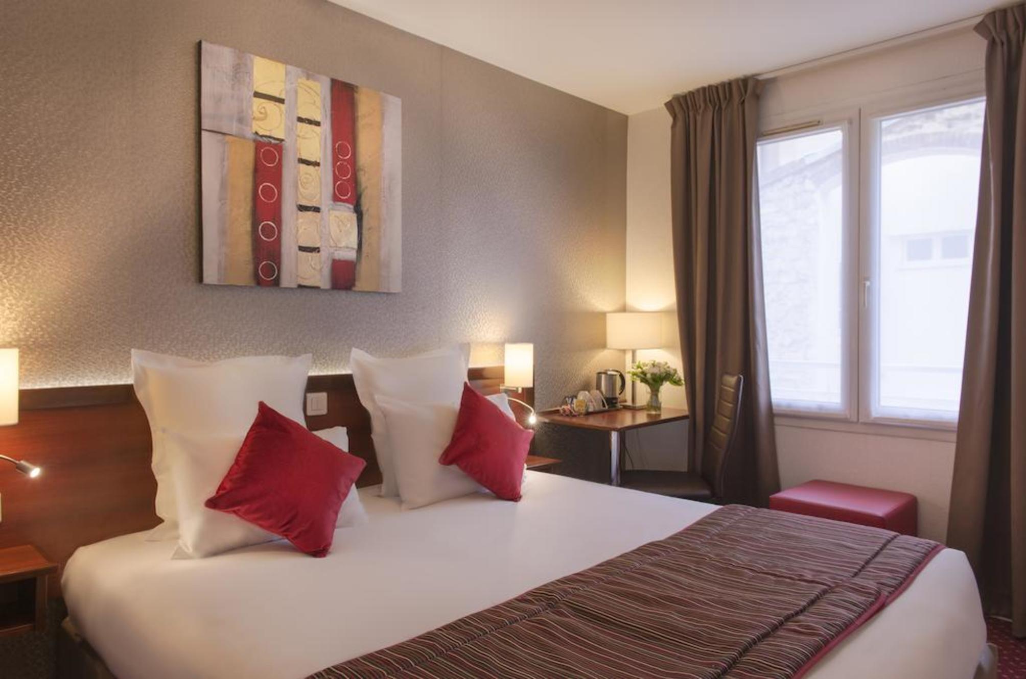 

Pisa - Boulogne-Billancourt - Hotel Izzy