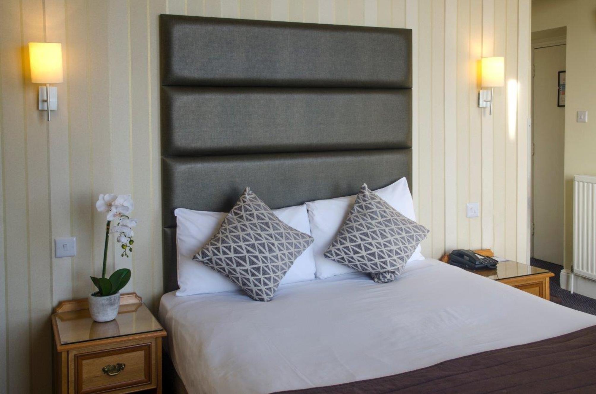 

Bologna - Brighton - Kings Hotel